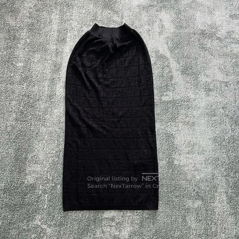 Fendi Fendi Black Cotton Letter Embroidered Midi Skirt . Size 23" - 1 Thumbnail