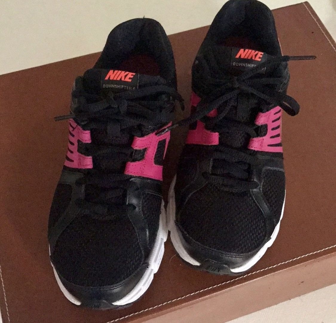 Nike NIKE DOWNSHIFTER 5 SZ 7 Size US 7 / IT 37 - 6 Thumbnail