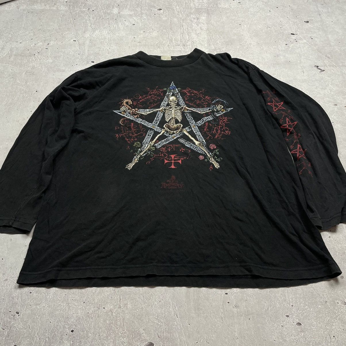 Band Tees × Vintage Vintage 90s Y2K Alchemy Gothic Skeleton Long Sleeve Tee Size US XL / EU 56 / 4 - 4 Thumbnail