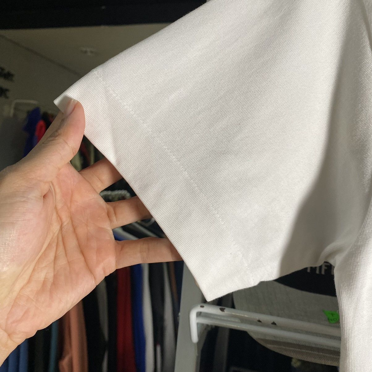 Comme des Garcons White Comme Des Garcons Play Tee with Red Heart Logo Size US S / EU 44-46 / 1 - 6 Thumbnail