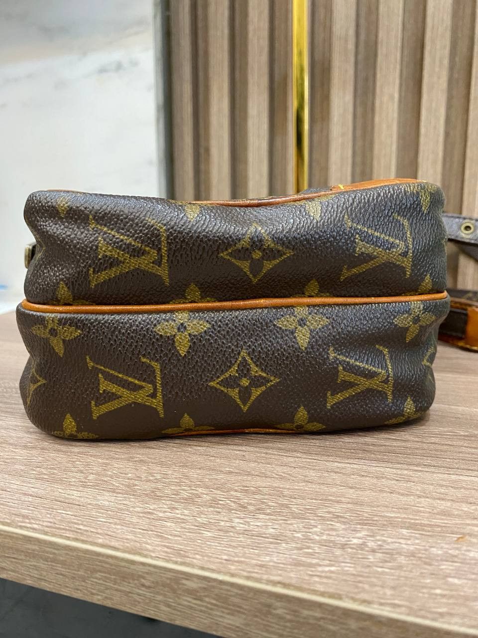 Louis Vuitton Louis Vuitton Monogram Amazone Cross Body Bag Size ONE SIZE - 5 Thumbnail