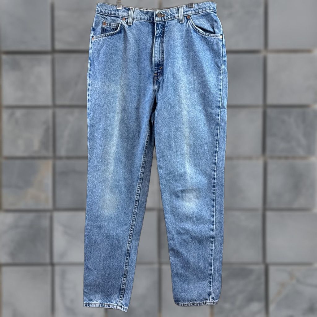 Levi's VINTAGE Levi's Jeans Womens 34x32 90s Made USA 921 Sun Fade Pant Blue 34x32 Levi's 500 Series Jeans Womens 90s On Sun Fade 5-Pocket Denim Pants Mens? Size 38" / US 16 / IT 52 - 1 Thumbnail