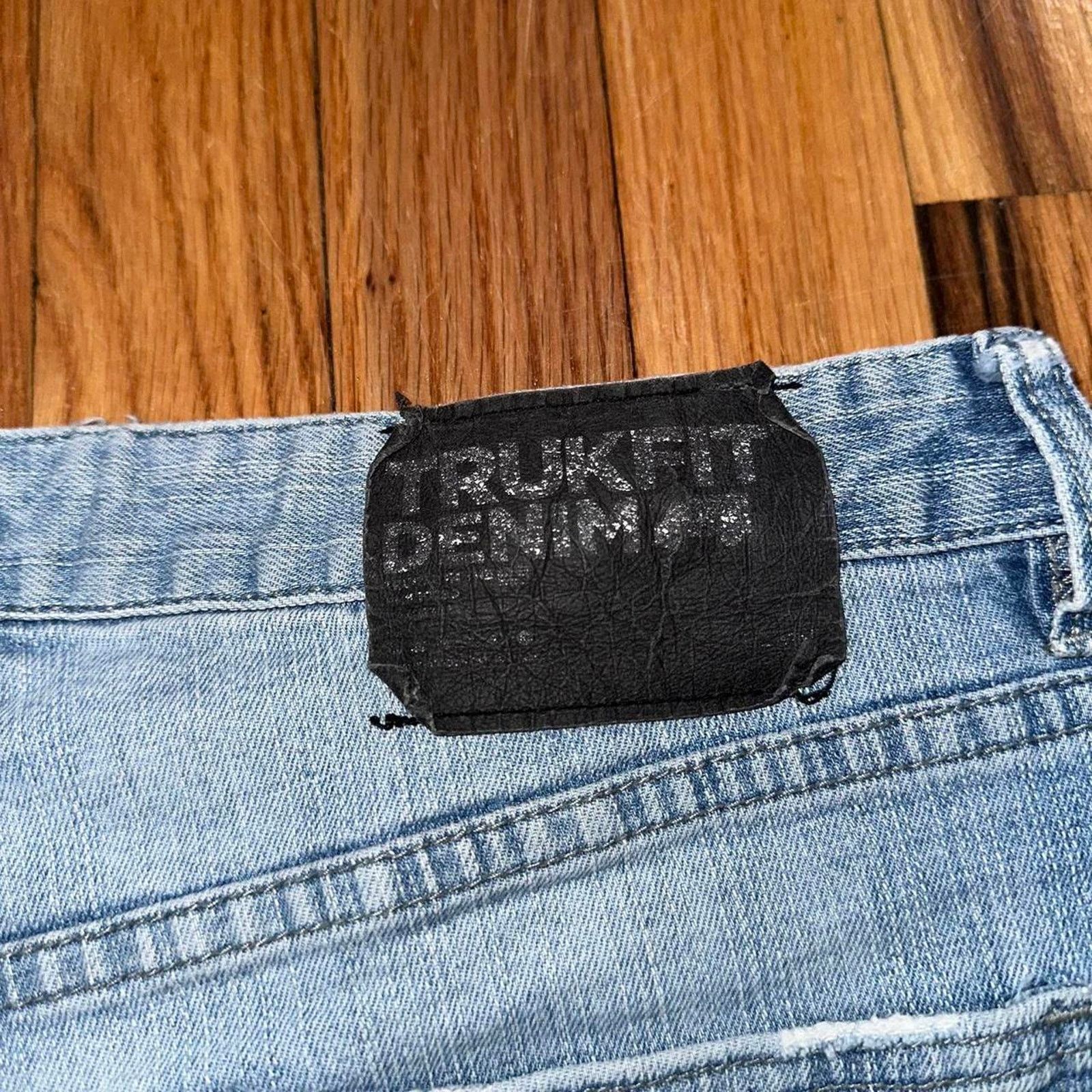 TRUKFIT Trukfit Denim Distressed Cut Off Denim Jorts Skate size 32 Size US 32 / EU 48 - 8 Thumbnail