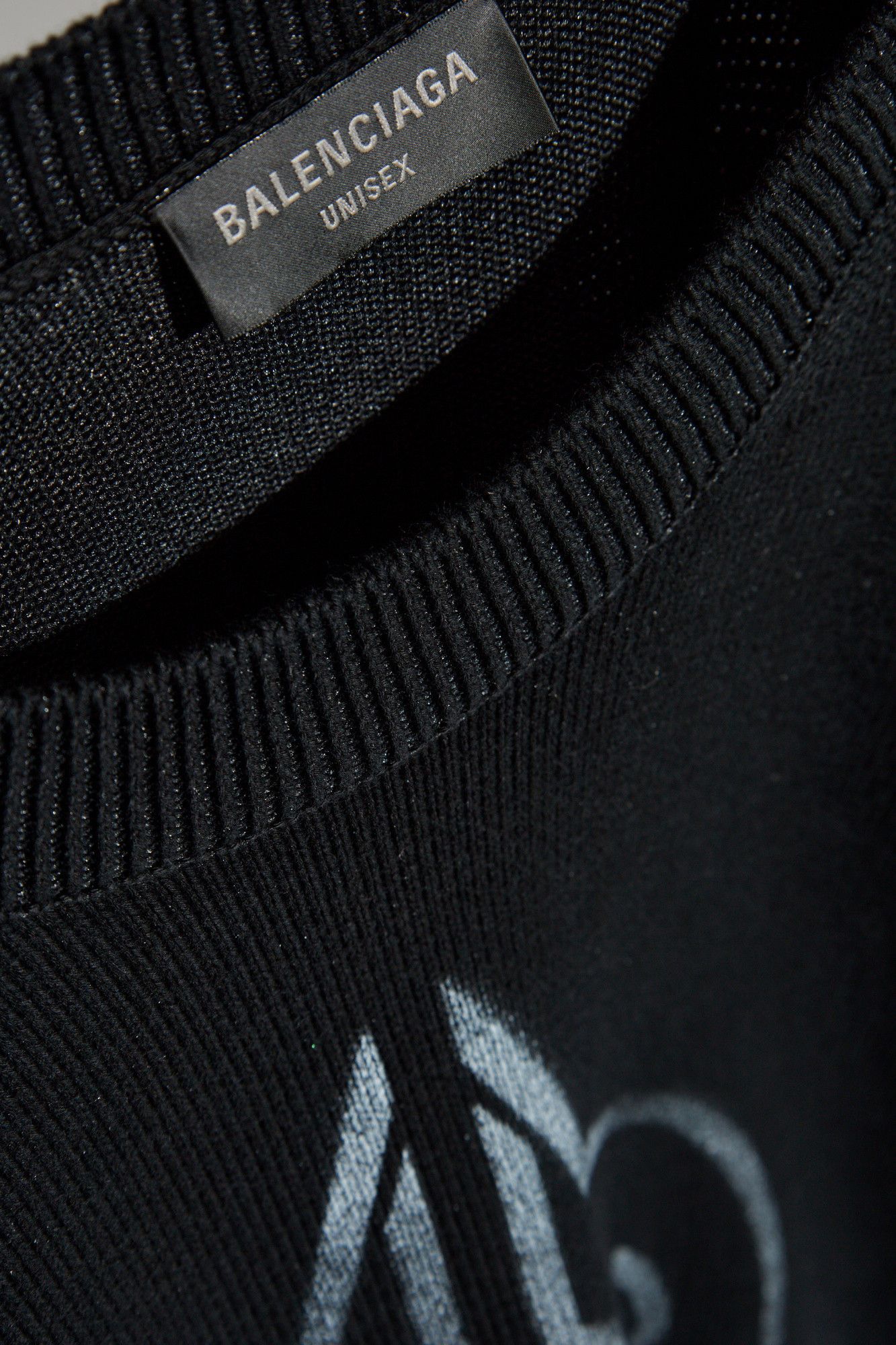 Balenciaga o1srvl11e1025 Crewneck Sweater in Black Size US M / EU 48-50 / 2 - 5 Thumbnail