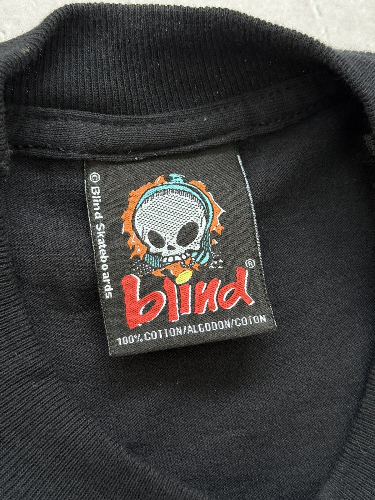 Blind Skateboards Vintage 2000s Blind Skateboards Graphic T-Shirt Size US L / EU 52-54 / 3 - 7 Thumbnail