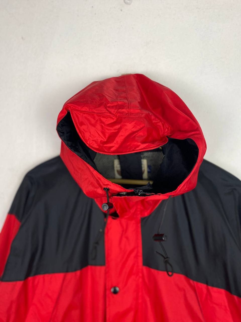 Japanese Brand wild willy outdoor waterproof jacket nice design Size US L / EU 52-54 / 3 - 4 Thumbnail