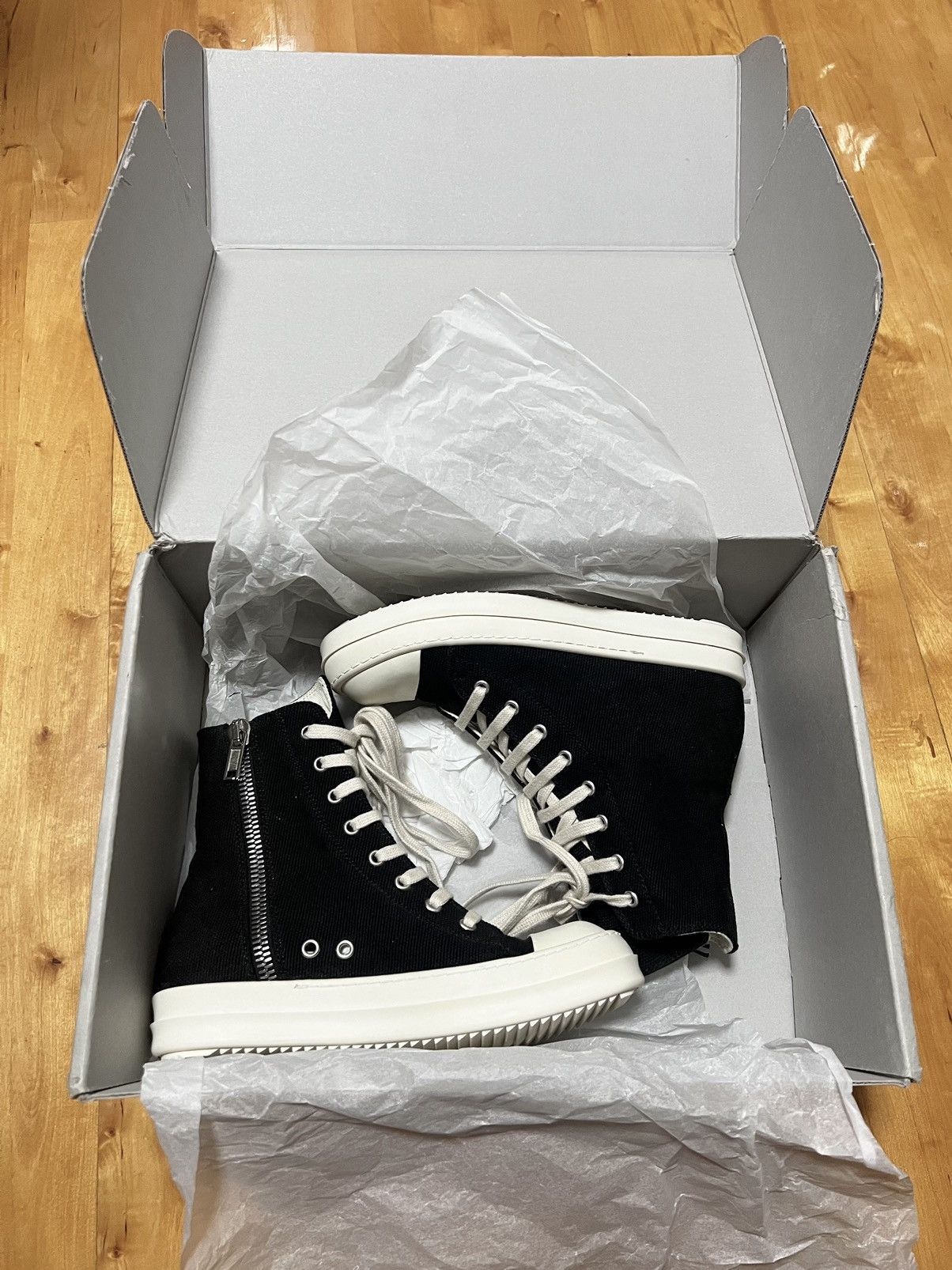 Rick Owens Drkshdw Rick owens ramones high top sneakers sz 36 Size US 6 / IT 36 - 12 Thumbnail