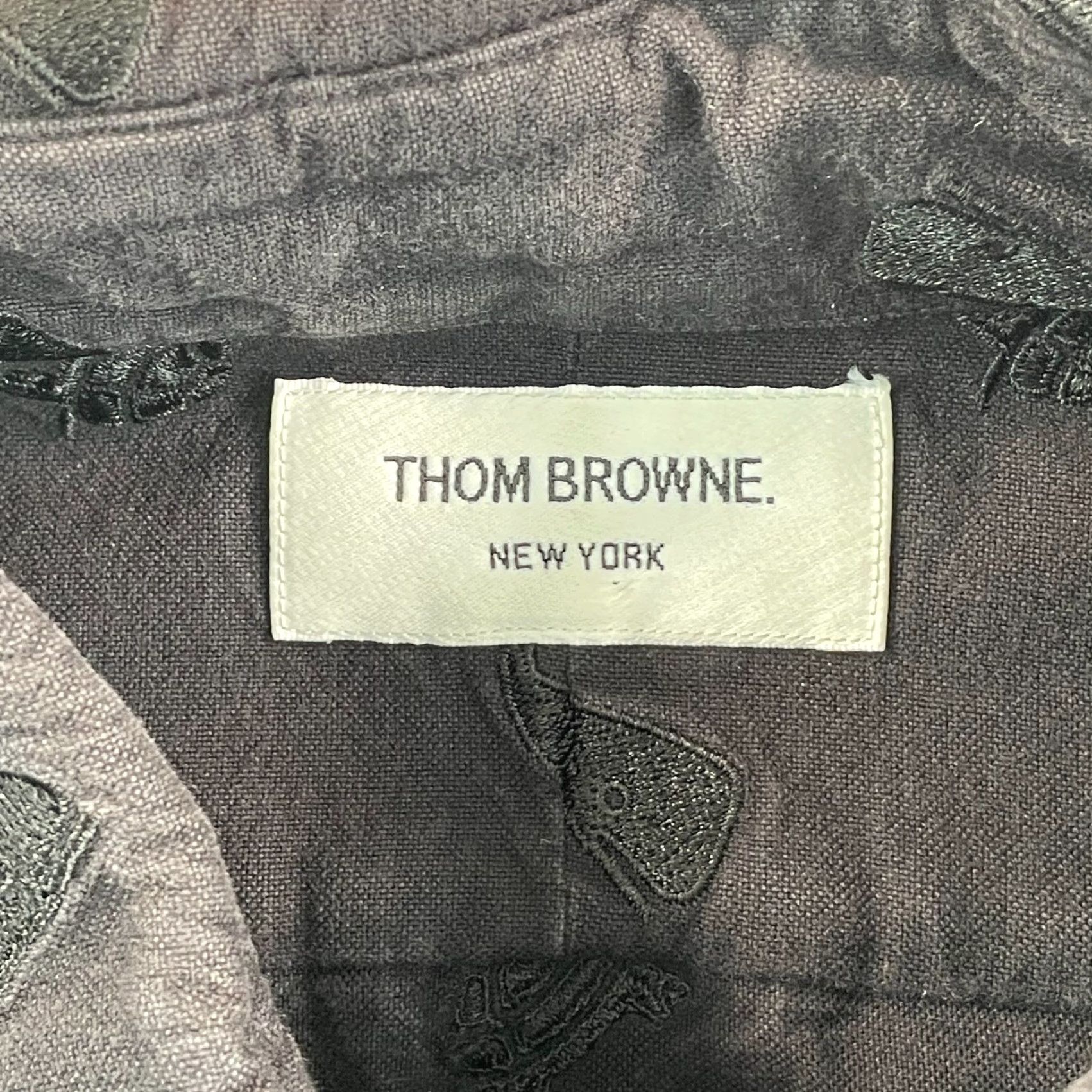 Thom Browne Thom Browne Shirt Men 2XL Black Embroidered Whale & Turtle Oxford Button-Up Casual Designer USA Vintage: No Size US XXL / EU 58 / 5 - 2 Thumbnail