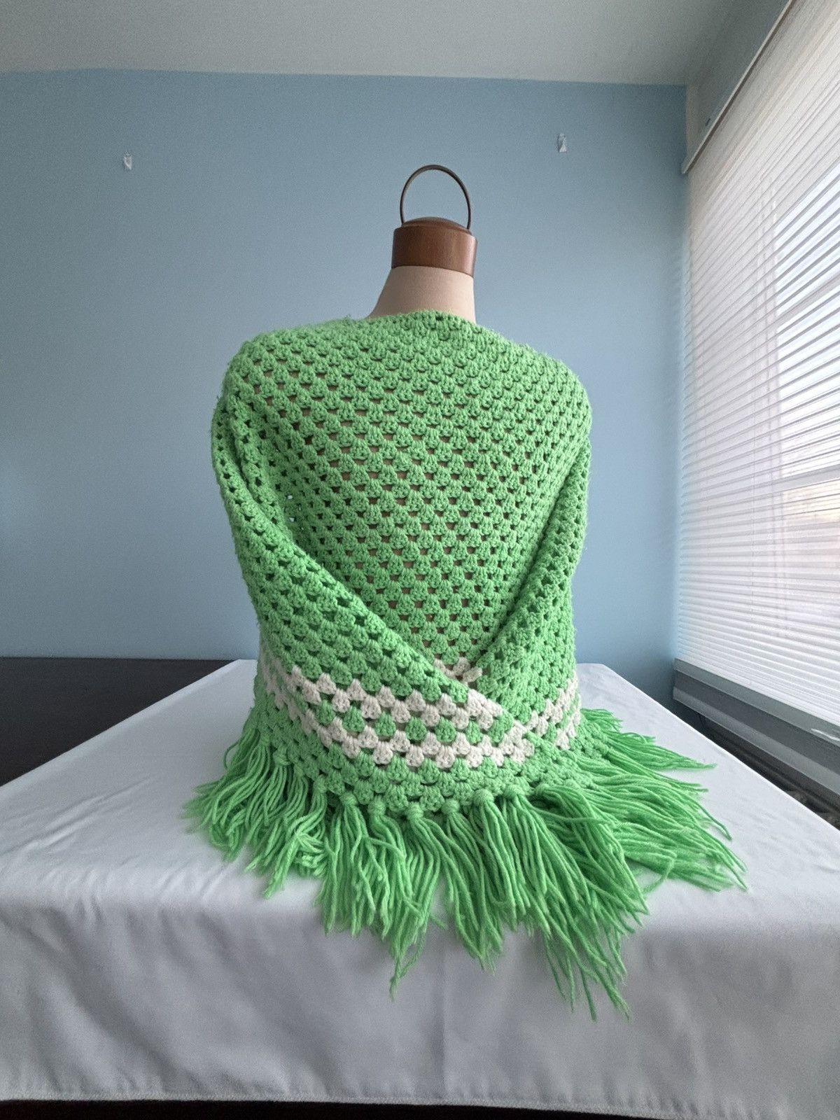 Vintage Vintage Crochet Knit Cape Shawl 1980s Handmade Sweater Green Size US M / EU 48-50 / 2 - 11 Thumbnail