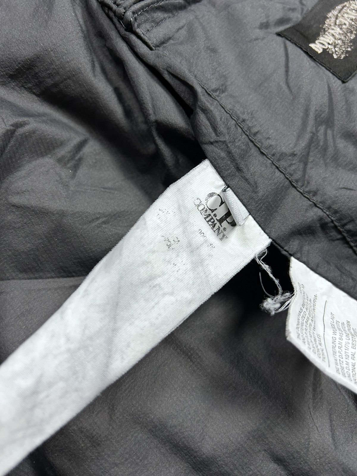 C.P. Company × Vintage C.P. Company down jacket vest navy gillet archive with badge Size US M / EU 48-50 / 2 - 10 Thumbnail