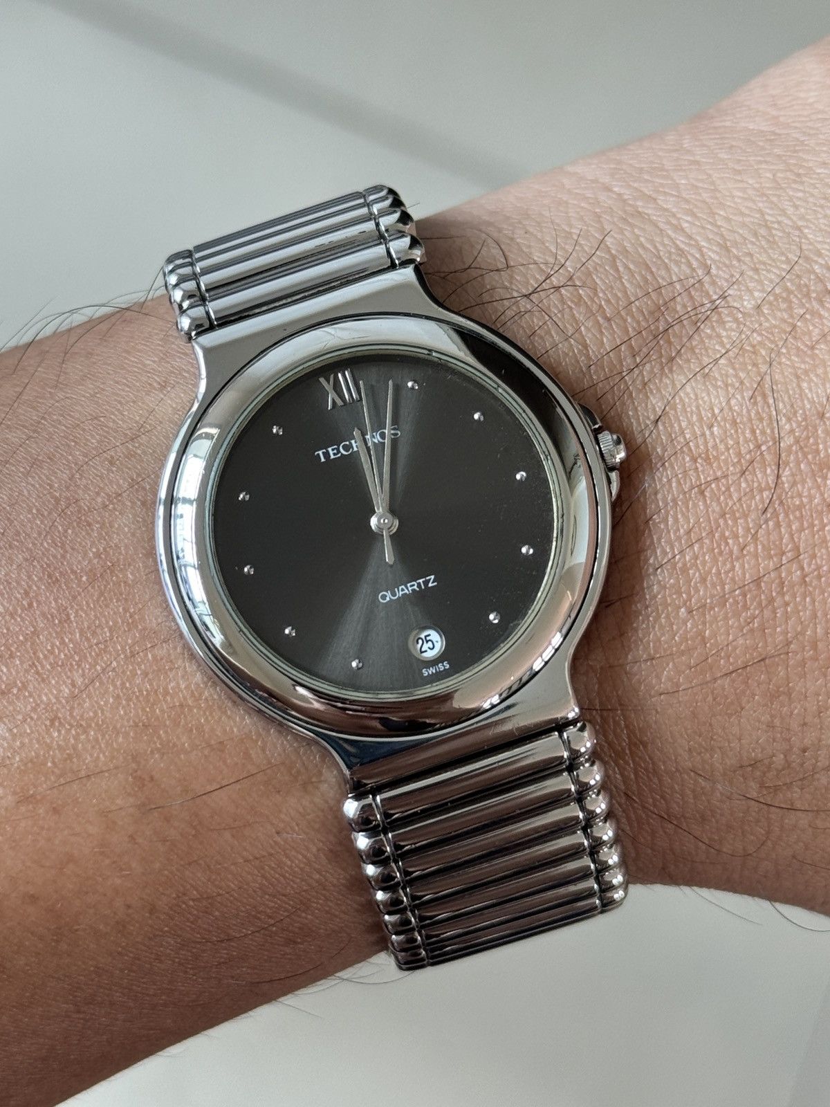 Vintage VINTAGE TECHNOS BAMBOO BRACELET DRESSWATCH Size 38 - 1 Thumbnail