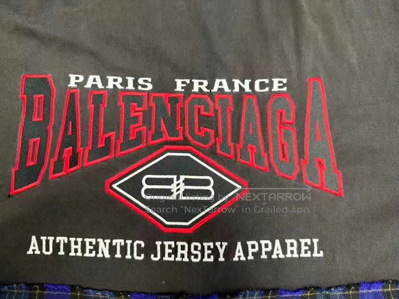 Balenciaga Balenciaga Patchwork Plaid Alphabet Printed Single Breaste Size US L / EU 52-54 / 3 - 3 Thumbnail