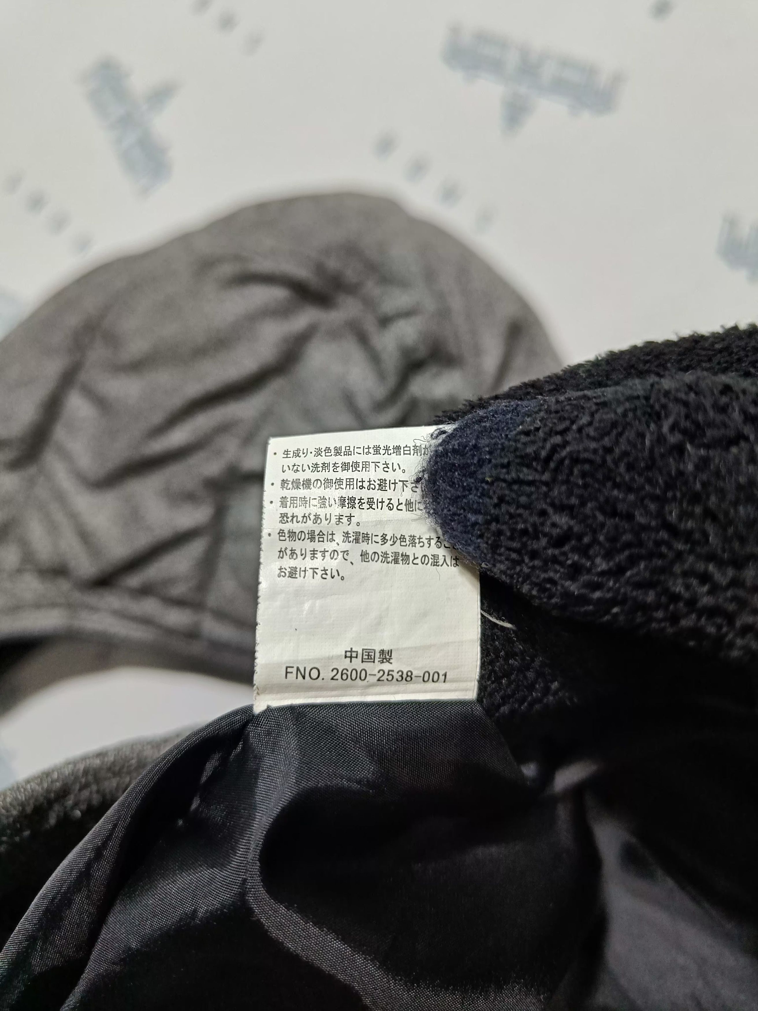 Japanese Brand MEN BAT-SU ZIPPER BUTTON UP HOODIE PUFFER JACKET Size US M / EU 48-50 / 2 - 12 Thumbnail