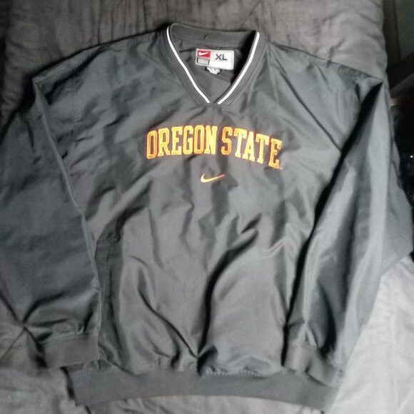 Nike Vintage Nike Oregon State Beavers Windbreaker Jacket Size US XL / EU 56 / 4 - 2 Thumbnail