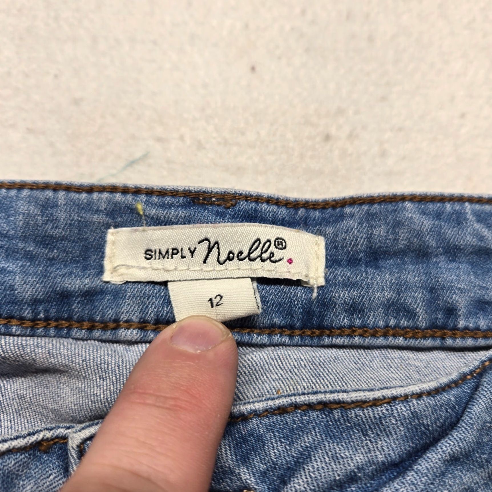 Denime Simply Noelle Denim Blue Jeans Pants Adult Women's Size 12 Skinny Button Stretch Regular Mid Rise Blue Pants Womens 12 Jeans Size 34" / US 12 / IT 48 - 3 Thumbnail