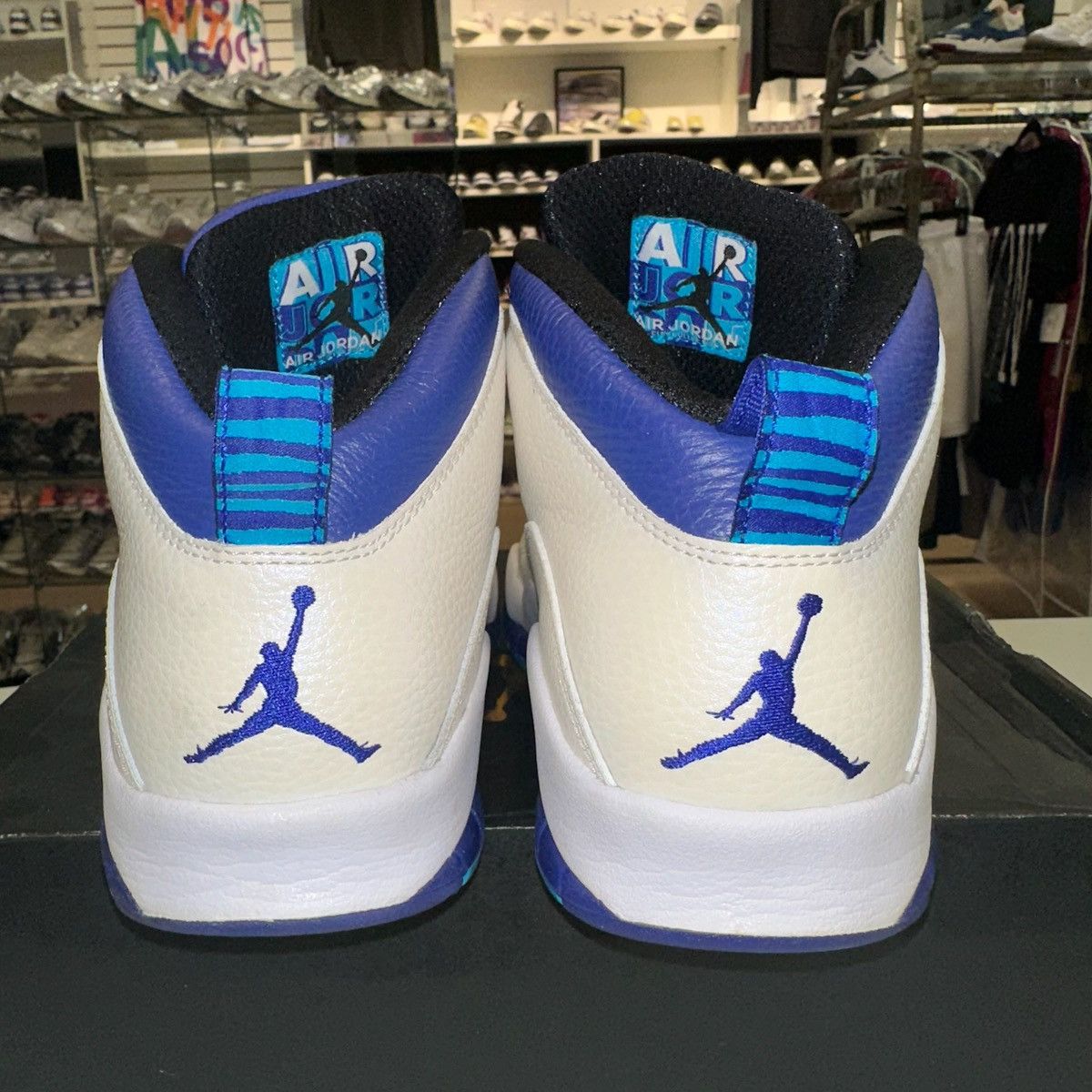 Jordan Brand × Nike Size 8 - Air Jordan 10 Retro Charlotte Hornets Size US 8 / EU 41 - 3 Thumbnail