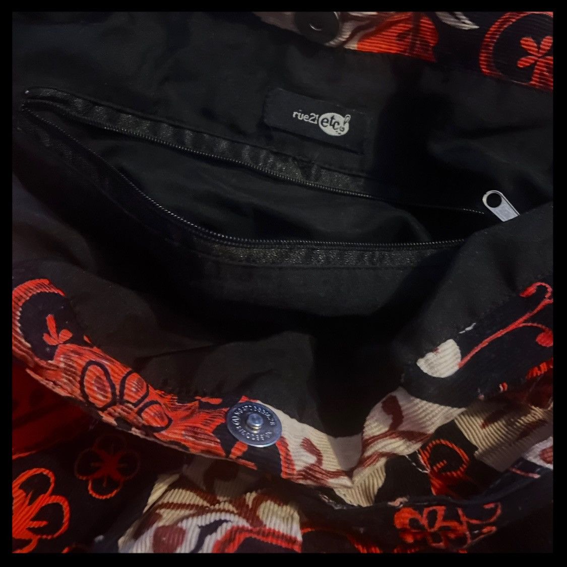 Vintage Vintage Red & Black Floral Corduroy Bag Retro Purse Handbag Size ONE SIZE - 2 Thumbnail
