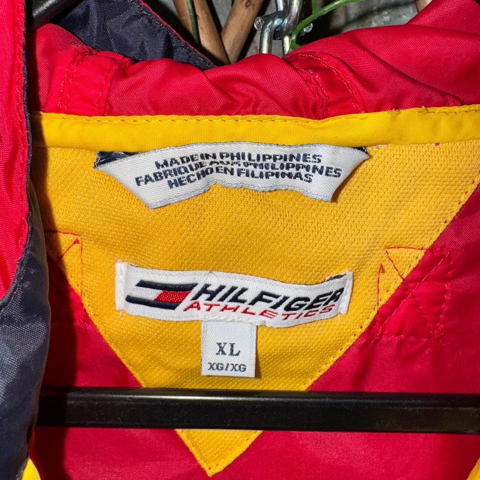 Tommy Hilfiger Vintage Y2K Tommy Hilfiger athletics 2000s patch windbreaker Size US XL / EU 56 / 4 - 3 Thumbnail