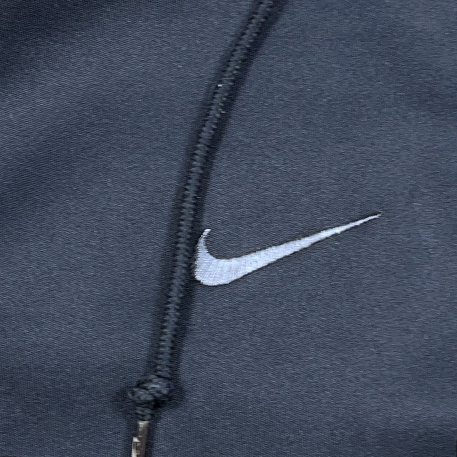 Nike VINTAGE Nike Hoodie Men Large Black Red Center Swoosh Y2K Performance Fit Dry Hoodie Size US L / EU 52-54 / 3 - 3 Thumbnail