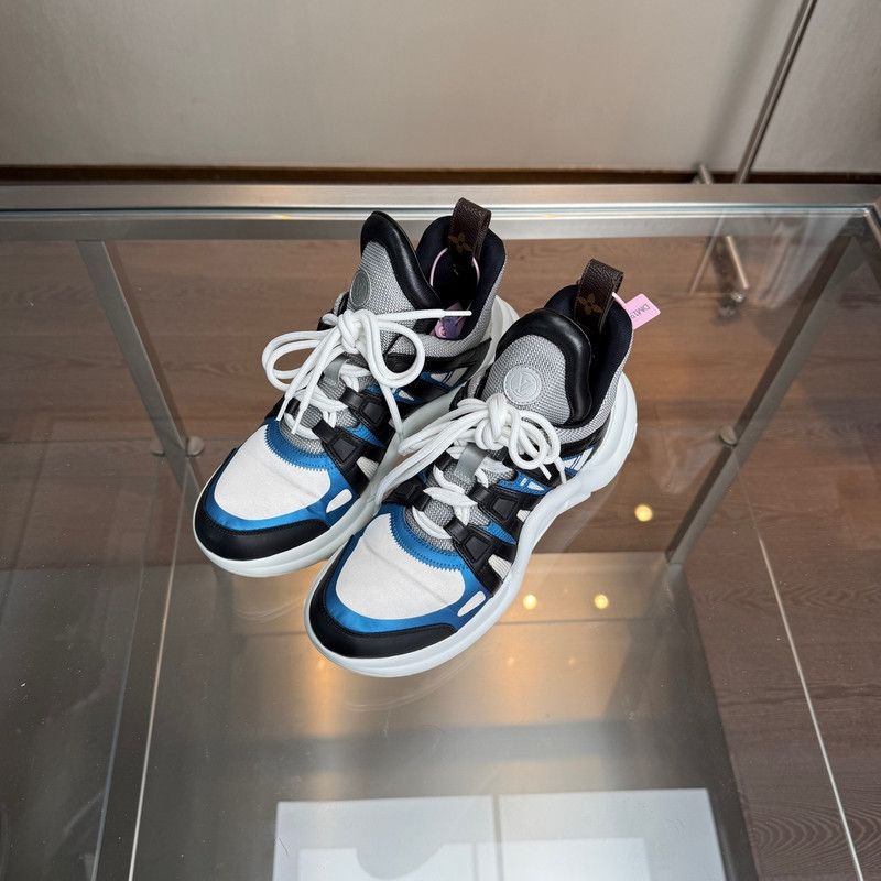 Louis Vuitton Louis Vuitton Leather Sports Sneakers in White and Blue 0079 Size US 7.5 / EU 40-41 - 1 Thumbnail