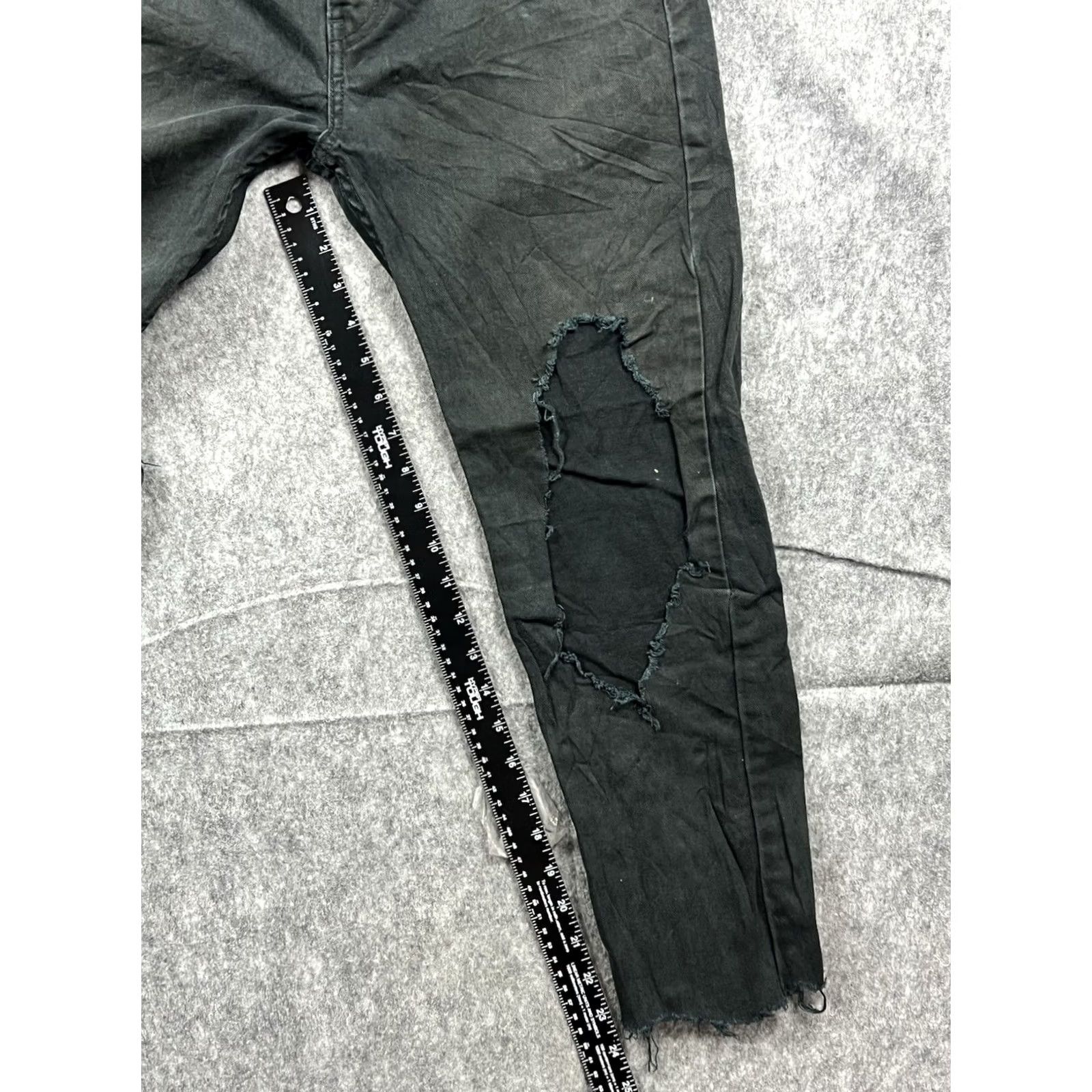 Levi's VINTAGE Levi's 510 Jeans Distressed Black Slim Skinny 90s City USA Mens 29x32 Size US 28 / EU 44 - 5 Thumbnail