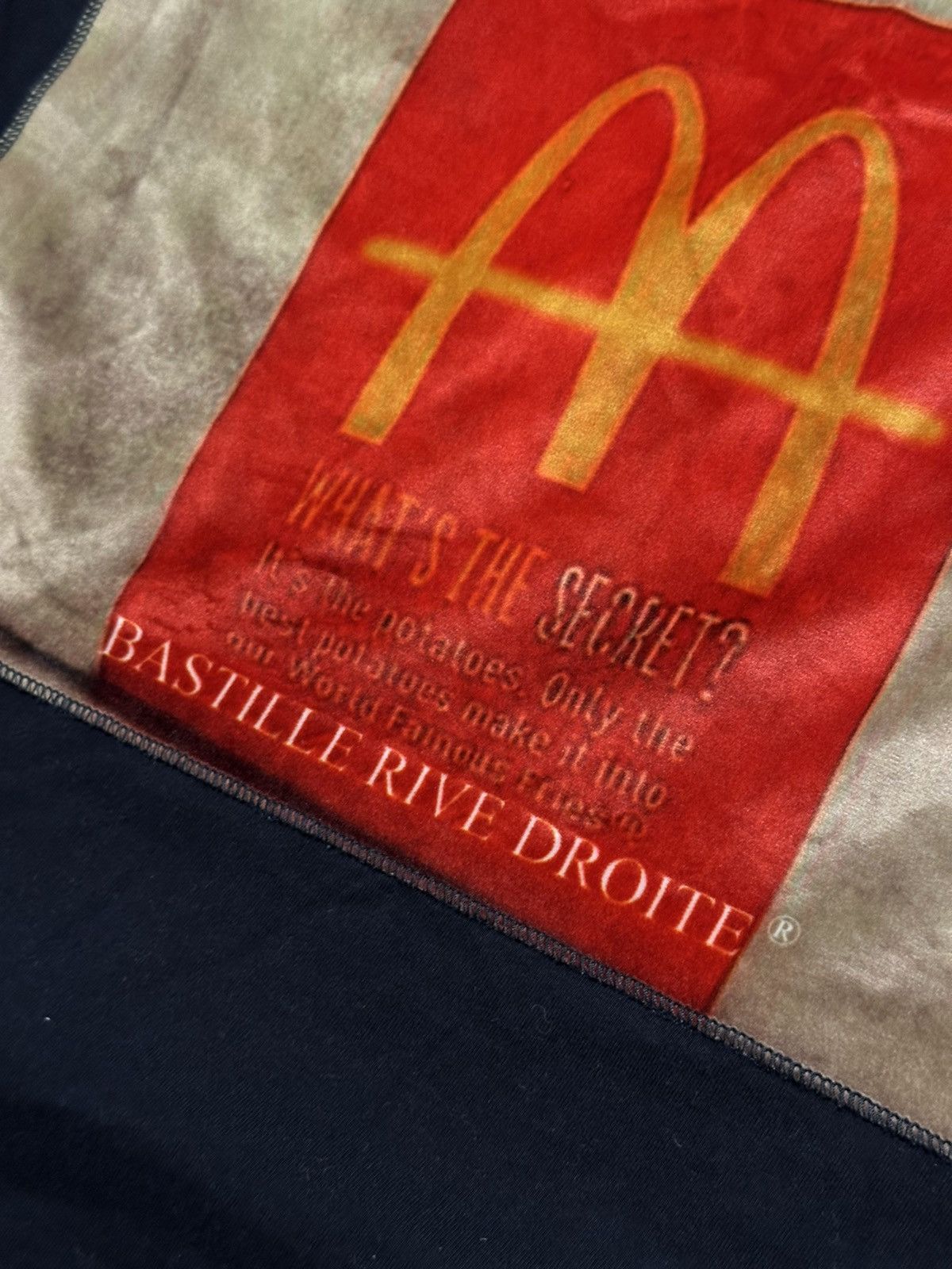 Other Bastille Rive Droite T-Shirt BASTMCMARIA Nero McDonalds Size US XXL / EU 58 / 5 - 3 Thumbnail