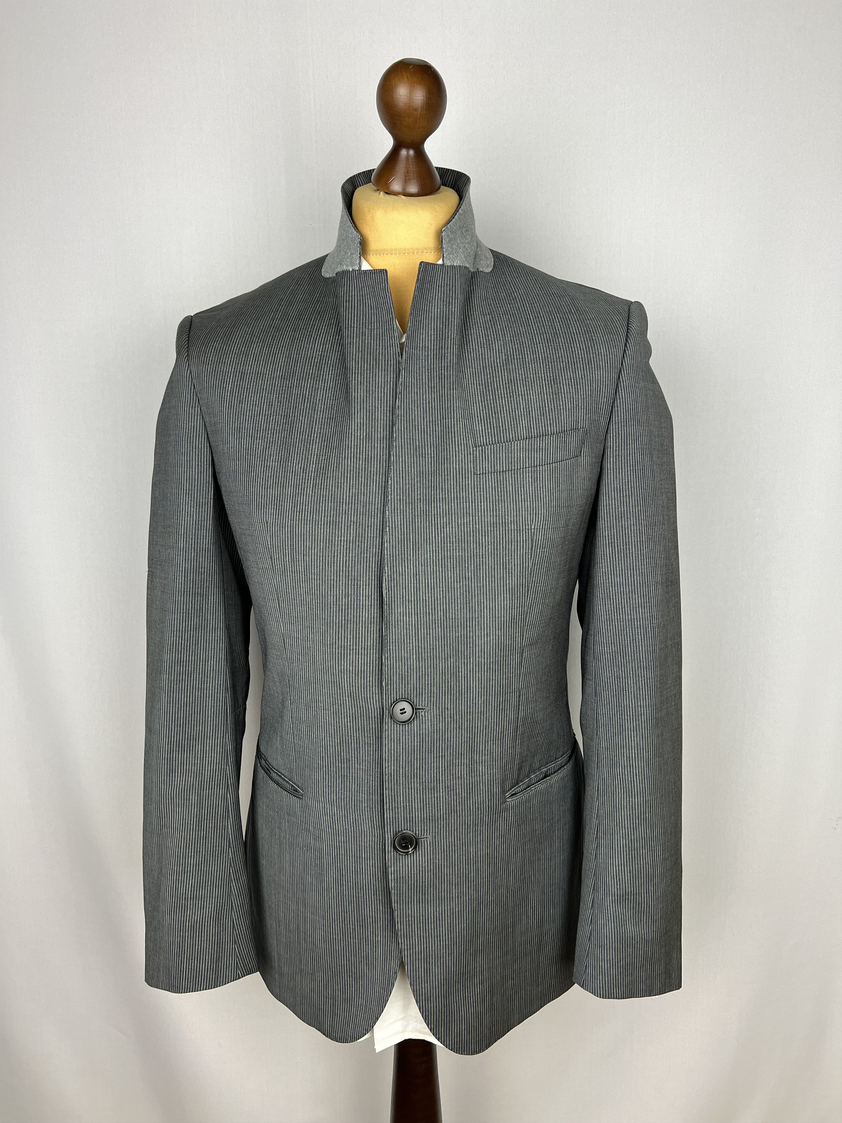 Hugo Boss by Lanificio Biella Woven Micro-Striped Wool 2 Piece Suit Size 38R - 3 Thumbnail