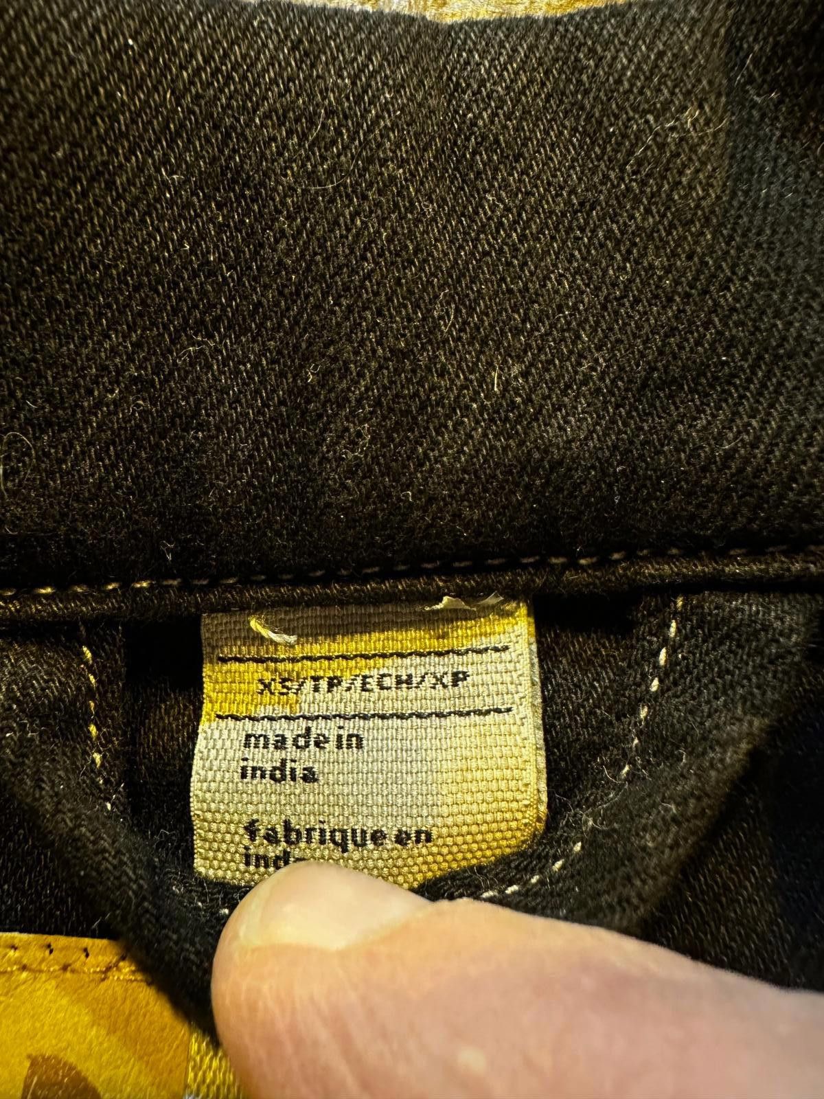 Other Levi’s Black Denim Trucker Vest Contrast Stitch Sz XS Size XS / US 0-2 / IT 36-38 - 5 Thumbnail