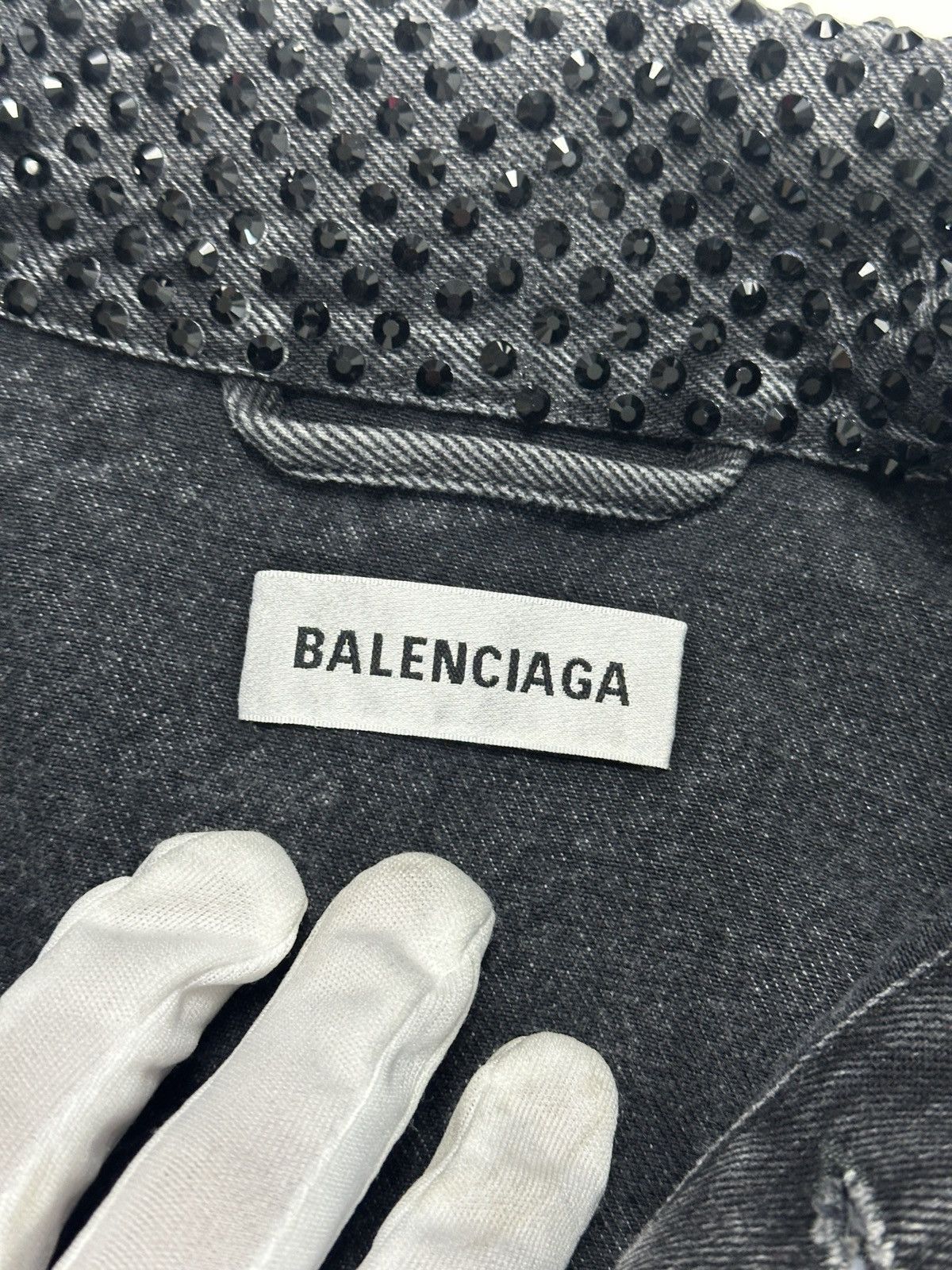 Balenciaga Balenciaga Asymmetrical Rhinestone Trucker Denim Jacket Size US M / EU 48-50 / 2 - 5 Thumbnail