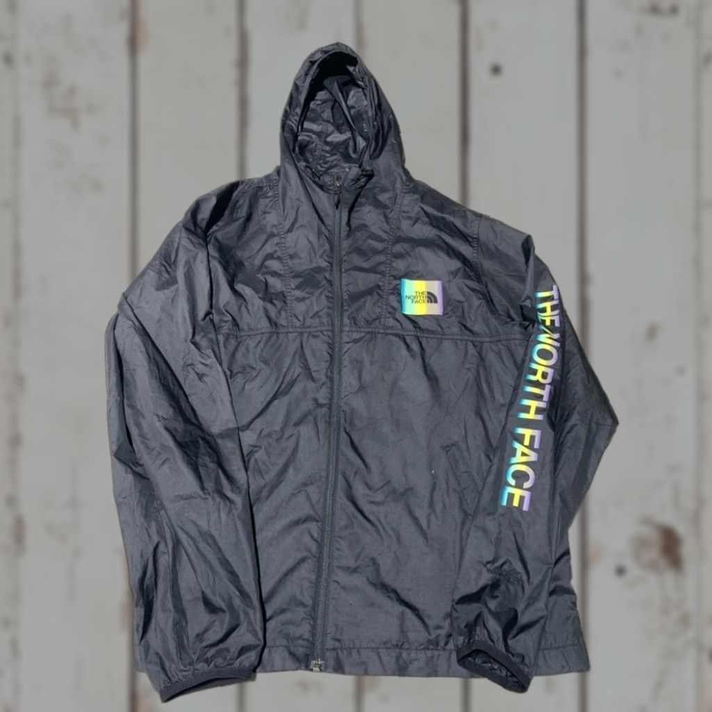 The North Face The North Face Windwall Windbreaker Jacket Black Logo Multicolor Logo Nylon L Unisex Adults Regular Size L Mens Womens? Size US L / EU 52-54 / 3 - 1 Thumbnail