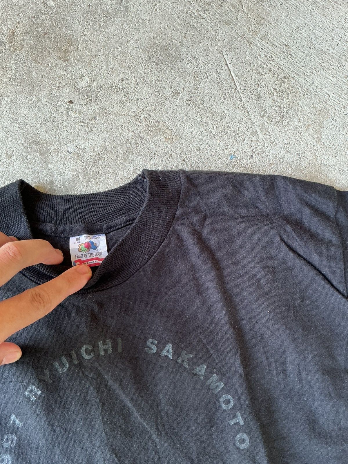 Vintage Vintage Ryuichi Sakamoto 1997 To Playing The orchestra Tee Size US M / EU 48-50 / 2 - 3 Thumbnail