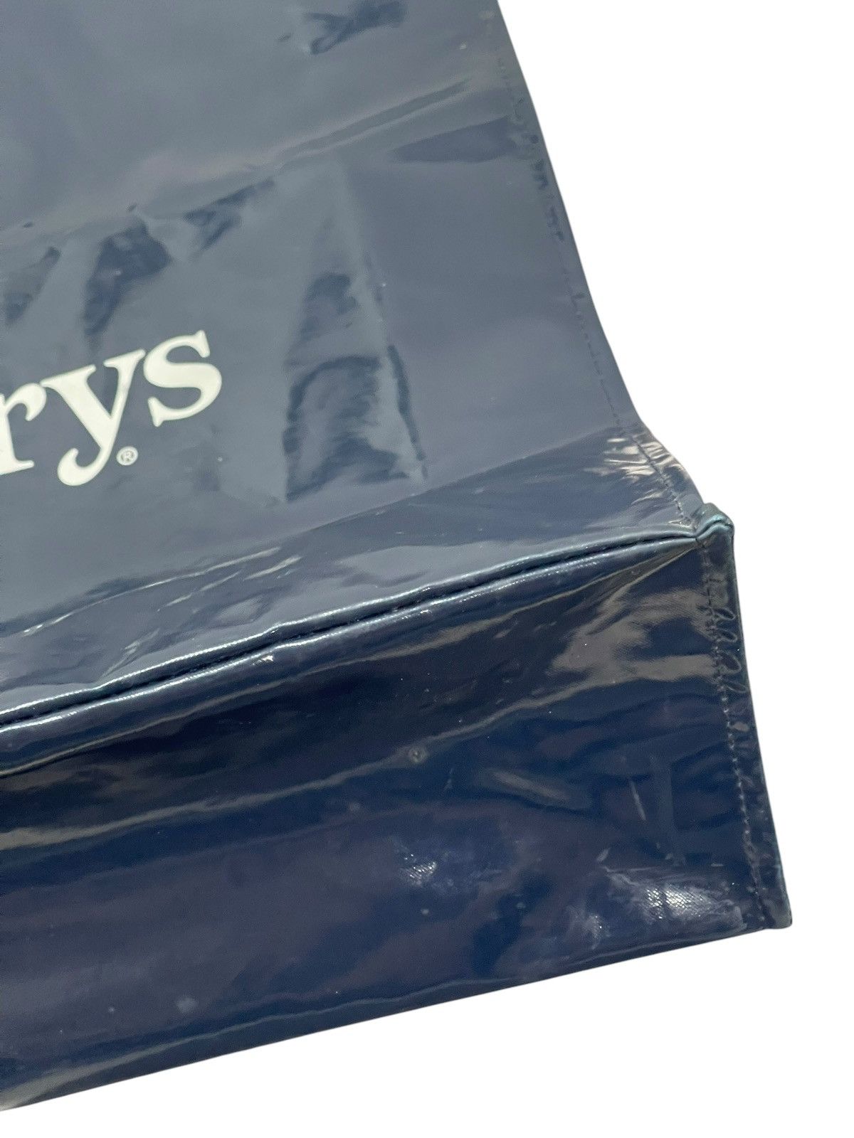 Burberry Limited Weatherproof Burberry’s Vintage Tote Bag 1🟩2 Size ONE SIZE - 8 Thumbnail