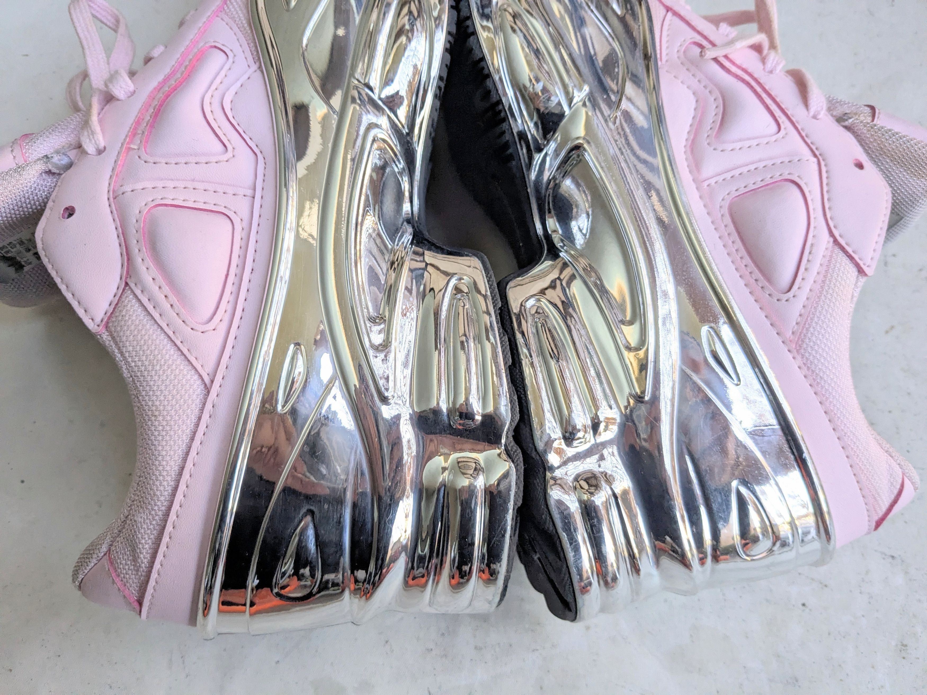Adidas × Raf Simons Adidas Ozweego Mirrored Pink 11 Silver Chrome Size US 11 / EU 44 - 8 Thumbnail