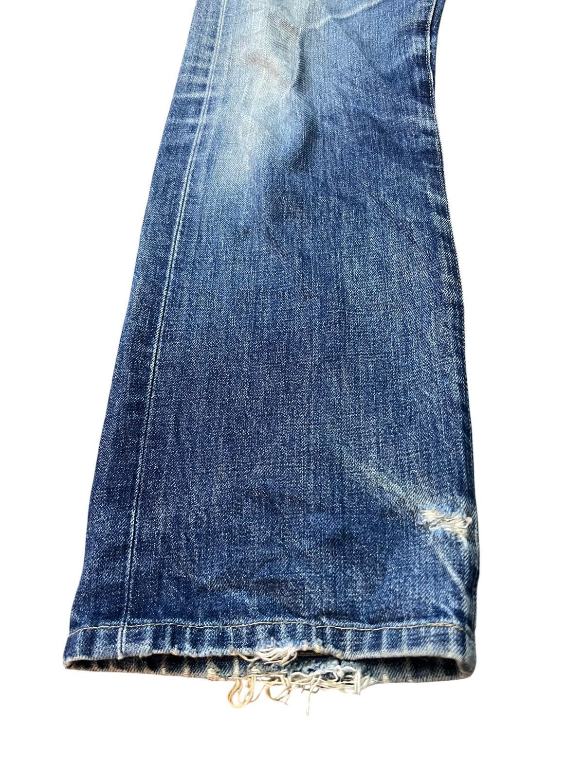 Levi's LEVI’S 702 BIG E BACKLE BACK SELVEDGE FADED DISTRESSED JEAN Size US 28 / EU 44 - 6 Thumbnail