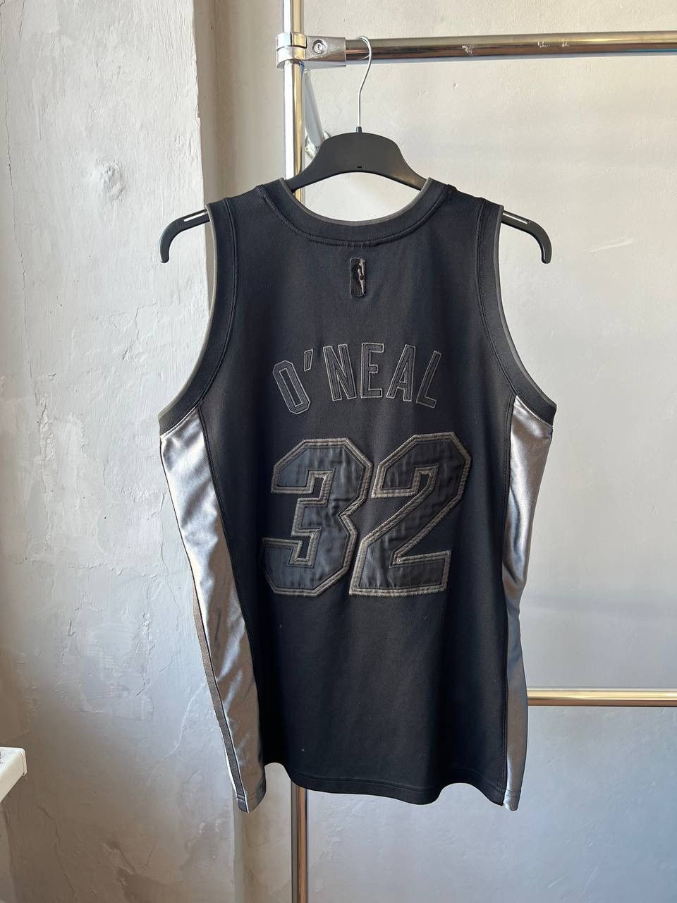 NBA VINTAGE MIAMI HEAT #32 O’NEAL BLACKOUT CHAMPION JERSEY M Size US M / EU 48-50 / 2 - 10 Thumbnail
