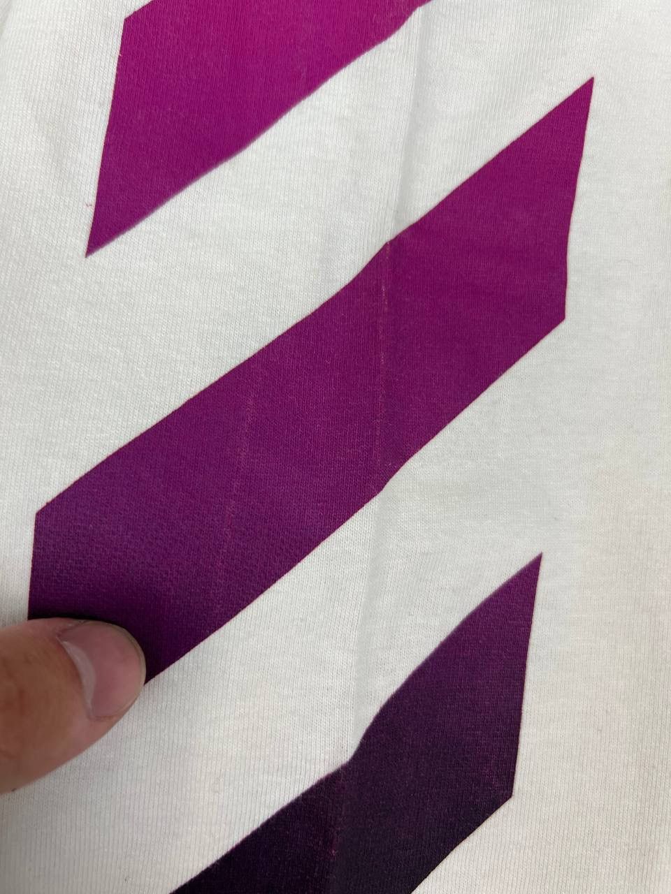 Off-White Off-White Diagonal Gradient Long Sleeve Tee Size US M / EU 48-50 / 2 - 13 Thumbnail