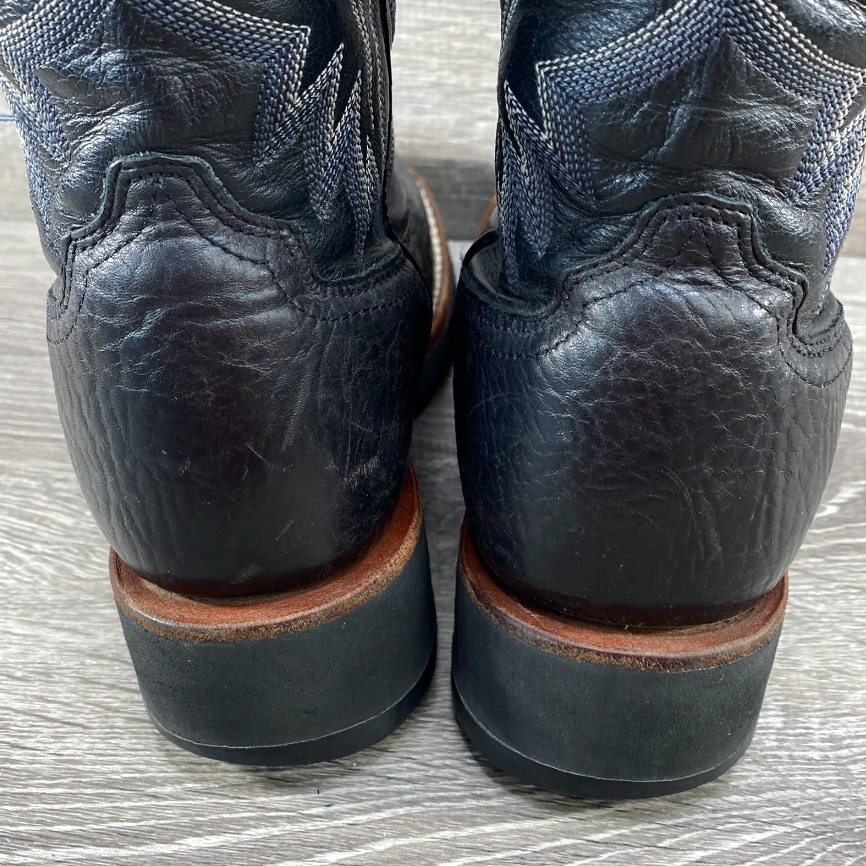 Ariat Ariat Bullhide Black Leather Cowboy Western Boots Ladies 5.5 B Round Toe Ropers Size US 5.5 / IT 35.5 - 7 Thumbnail