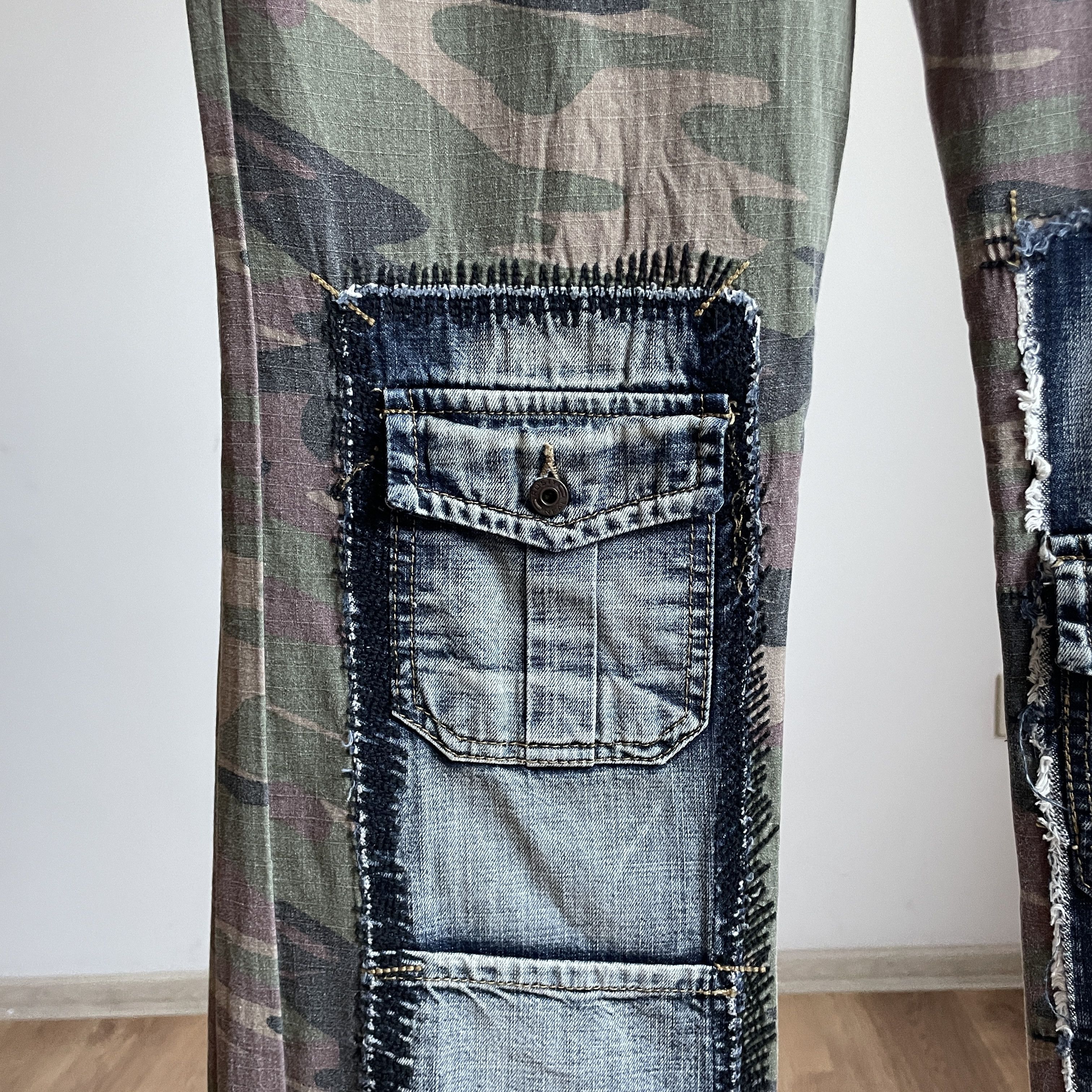 Vintage Rusty Neal Vintage Hybrid Camo/Denim Pants Size 33x34 Size US 33 - 8 Thumbnail