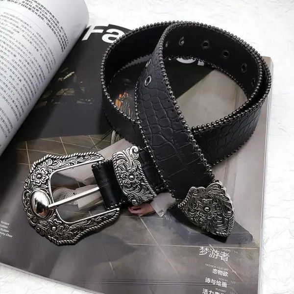 Vintage Black Crocodile Pattern Belt with Decorative Silver Buckle Size ONE SIZE - 1 Thumbnail
