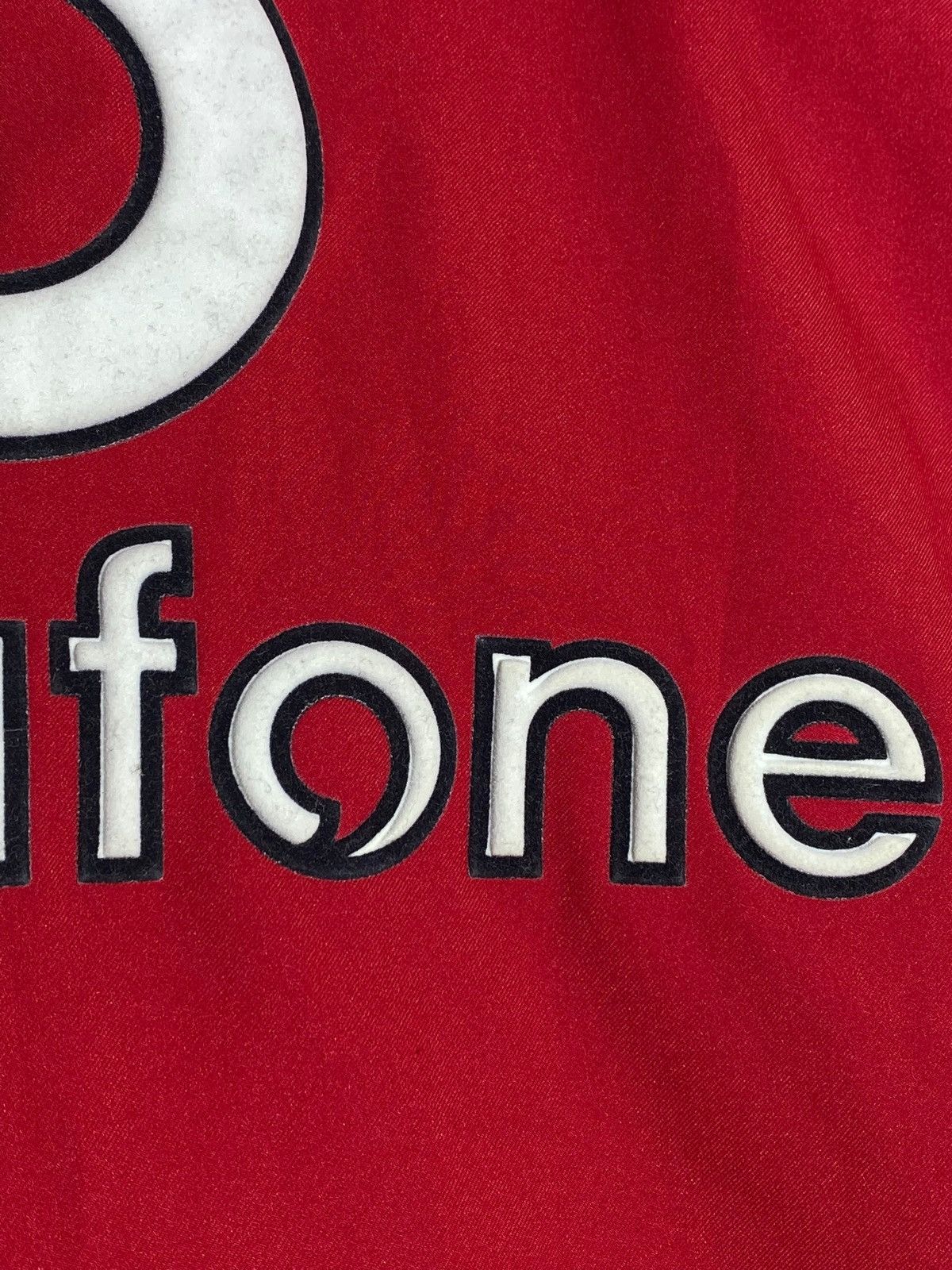 Nike Vintage Nike Manchester United 2004 Vodafone Soccer Jersey Size US M / EU 48-50 / 2 - 7 Thumbnail