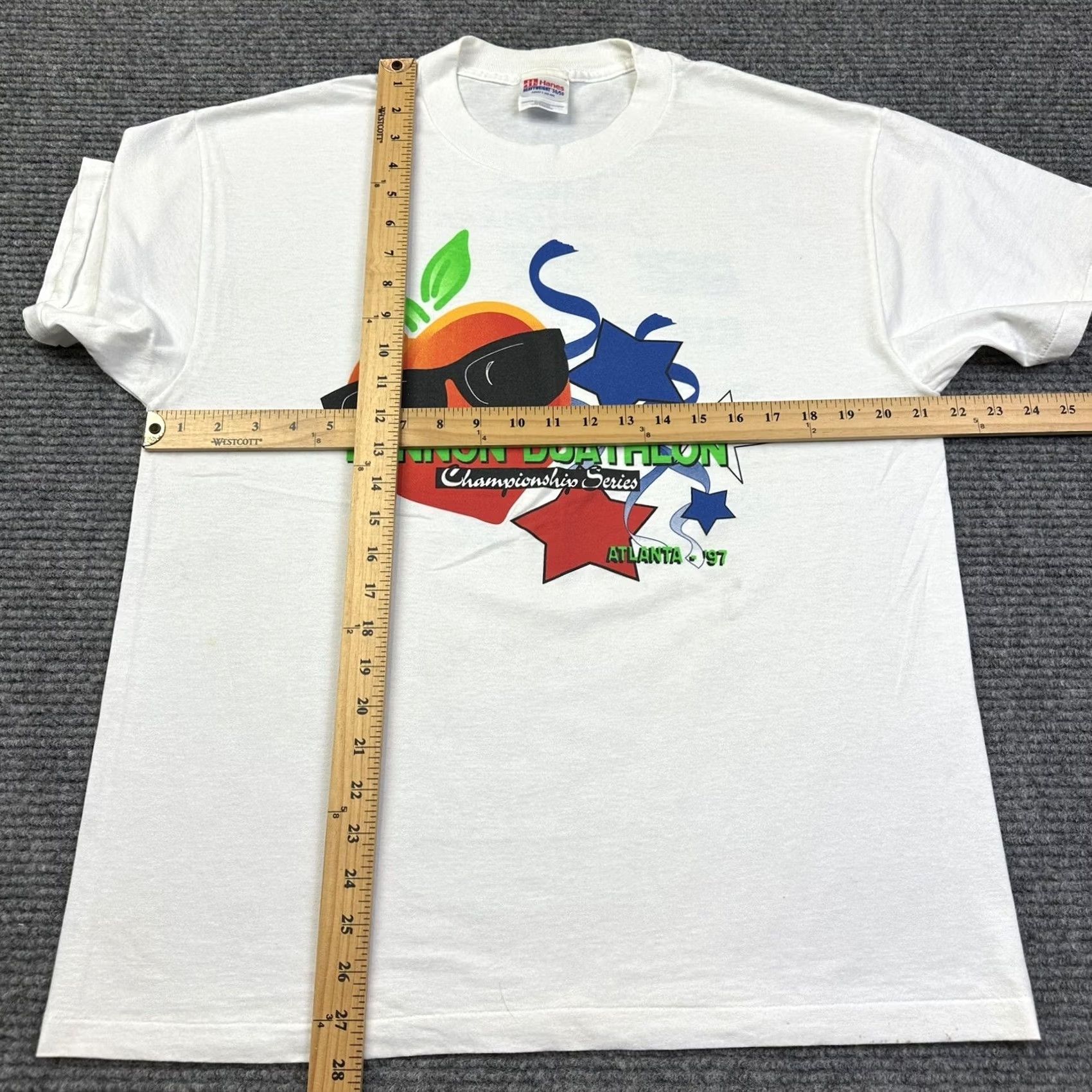 Hanes VINTAGE 90s Atlanta Georgia Graphic T-Shirt Large Hanes Unisex Adult White Crew Neck Short Sleeve 50/50 Single Stitch Duathlon Running Biking USA Size US L / EU 52-54 / 3 - 4 Thumbnail