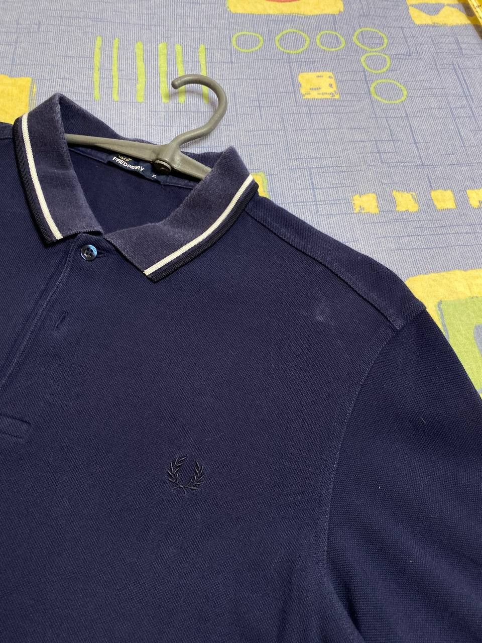 Fred Perry Men’s Vintage 90s Fred Perry Logo T-Shirt Size US XL / EU 56 / 4 - 4 Thumbnail