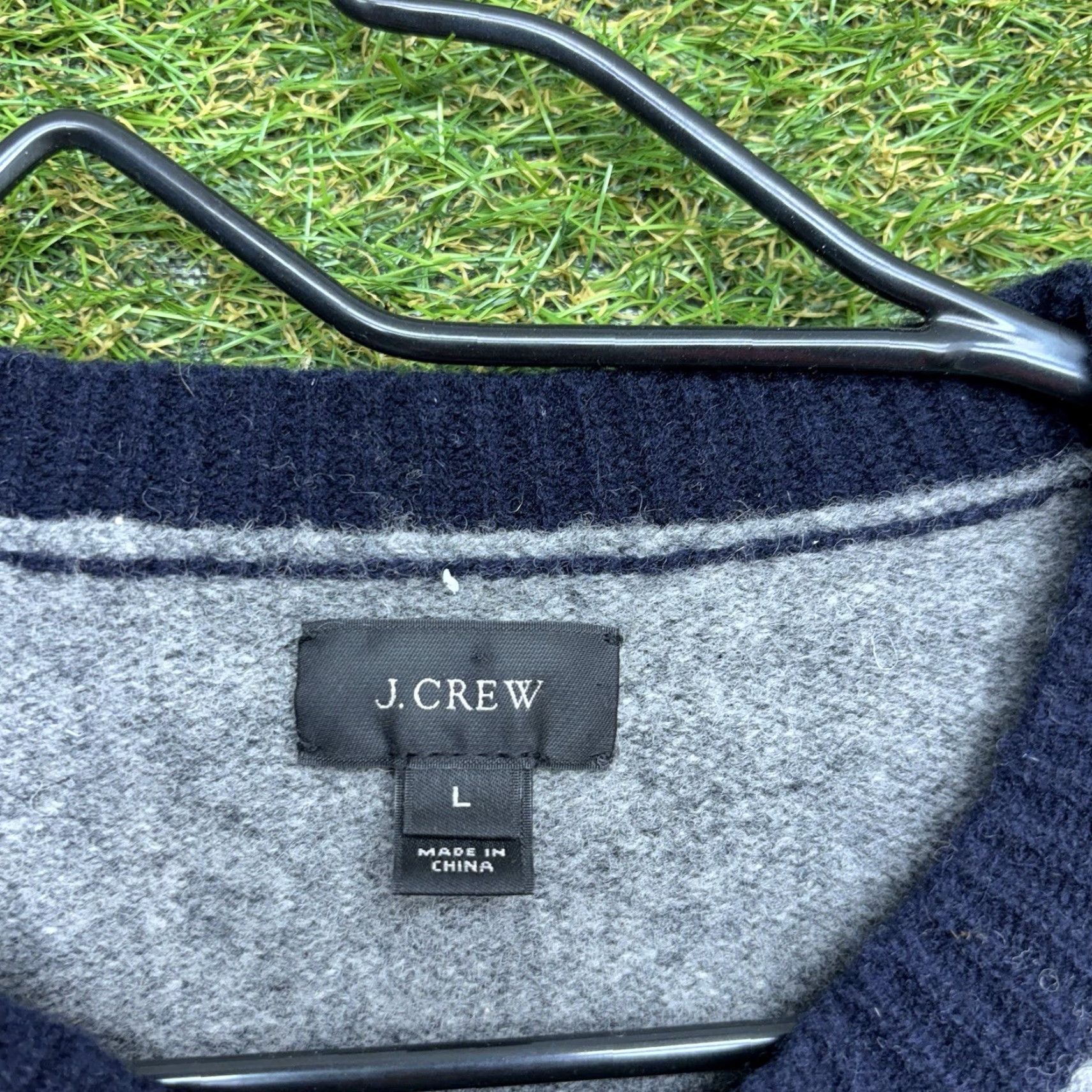J.Crew J.CREW Wool Lambswool Sweater Mens Large Crew Neck Long Sleeve Pullover Beige 100% Knit Knitwear Preppy Fall Winter Spring Summer All Seasons Mens Size US L / EU 52-54 / 3 - 3 Thumbnail