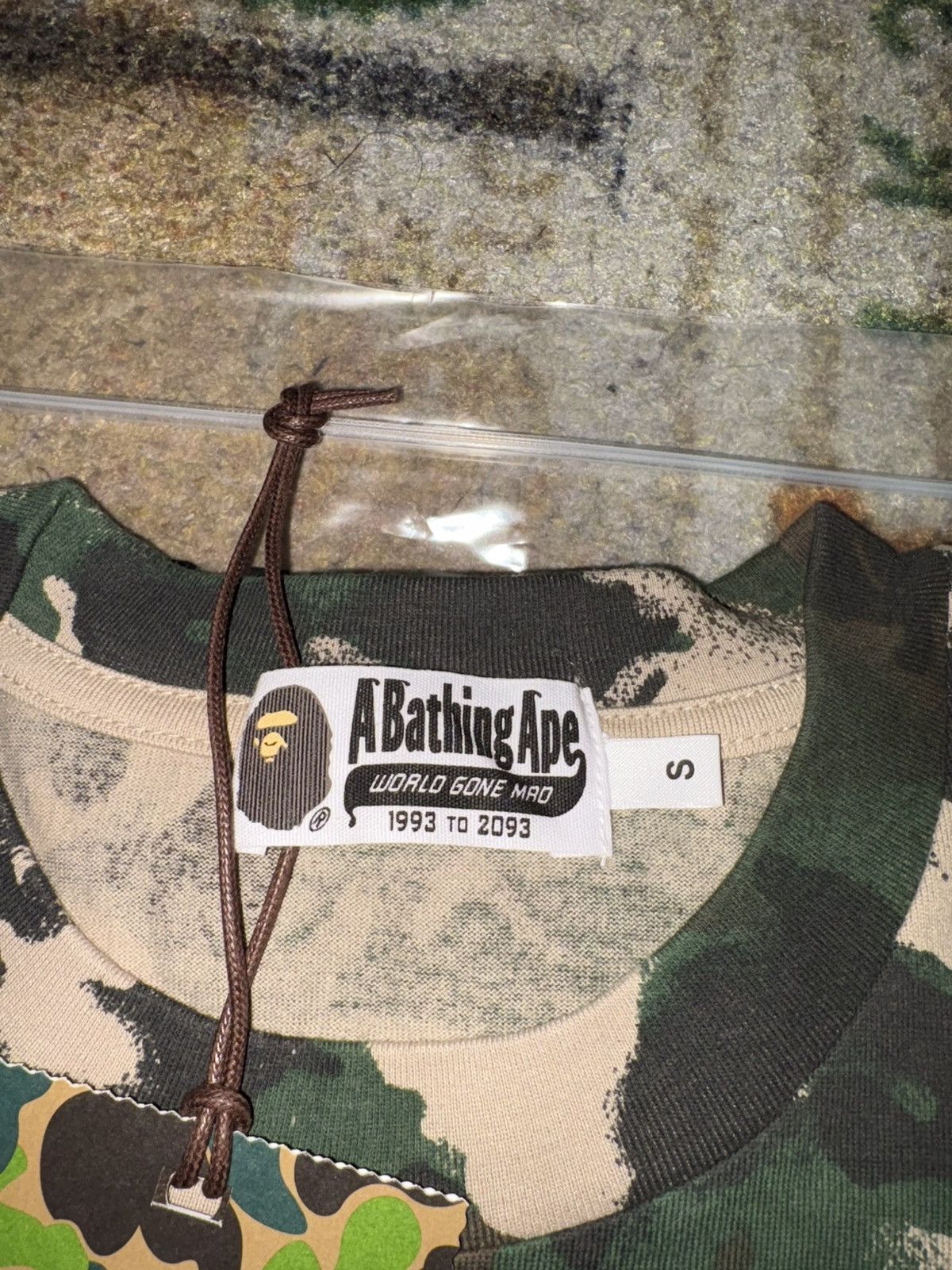 Bape A Bathing Ape Khaki Map Camo Ape Head One Point T-Shirt Size US S / EU 44-46 / 1 - 5 Thumbnail