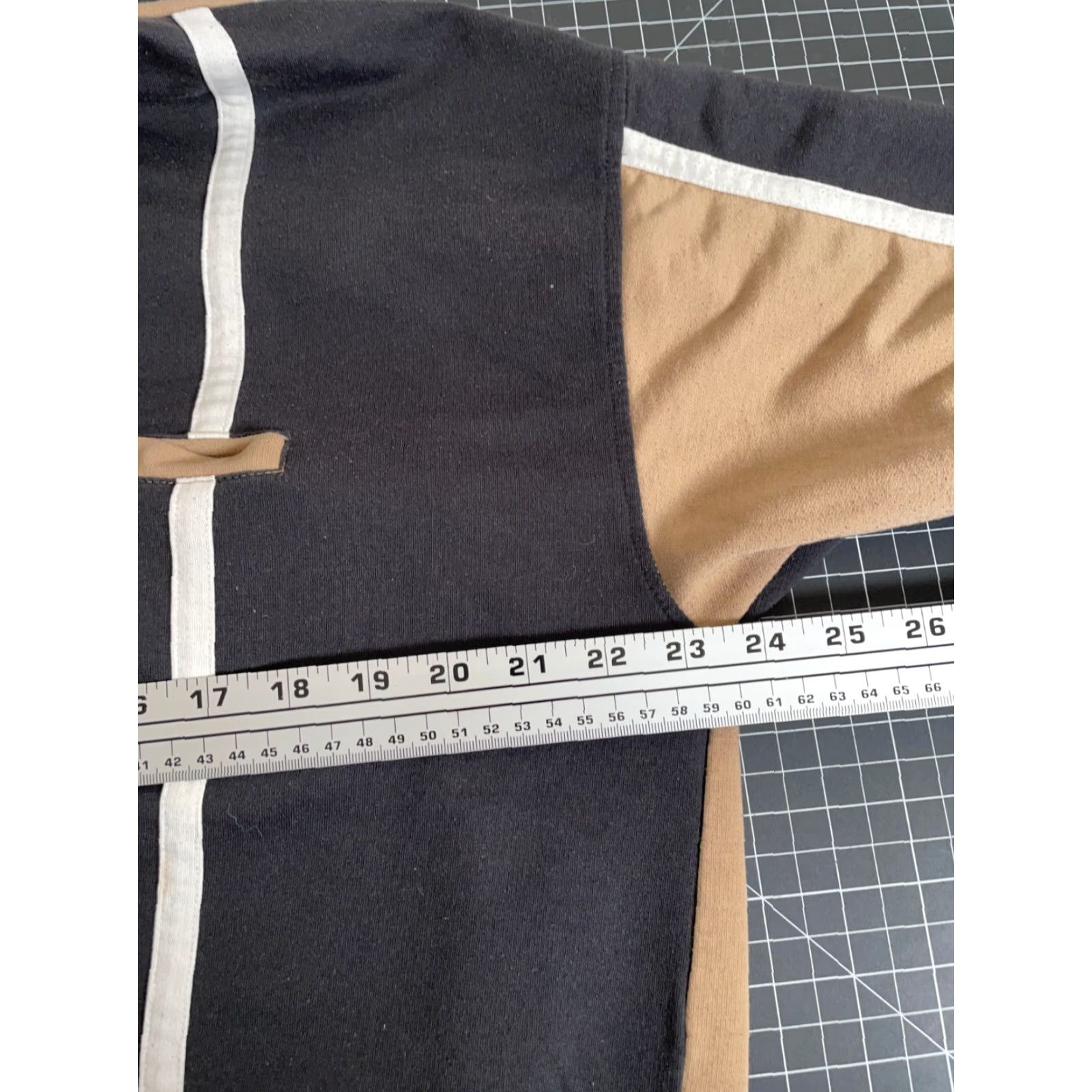 Vintage VINTAGE LD Sport Polo Shirt Striped Long Sleeve Knit Adult XL Brown Black LD Sport Mens Polo Shirt 90s 80s Hipster Retro Shirts Size US XL / EU 56 / 4 - 5 Thumbnail