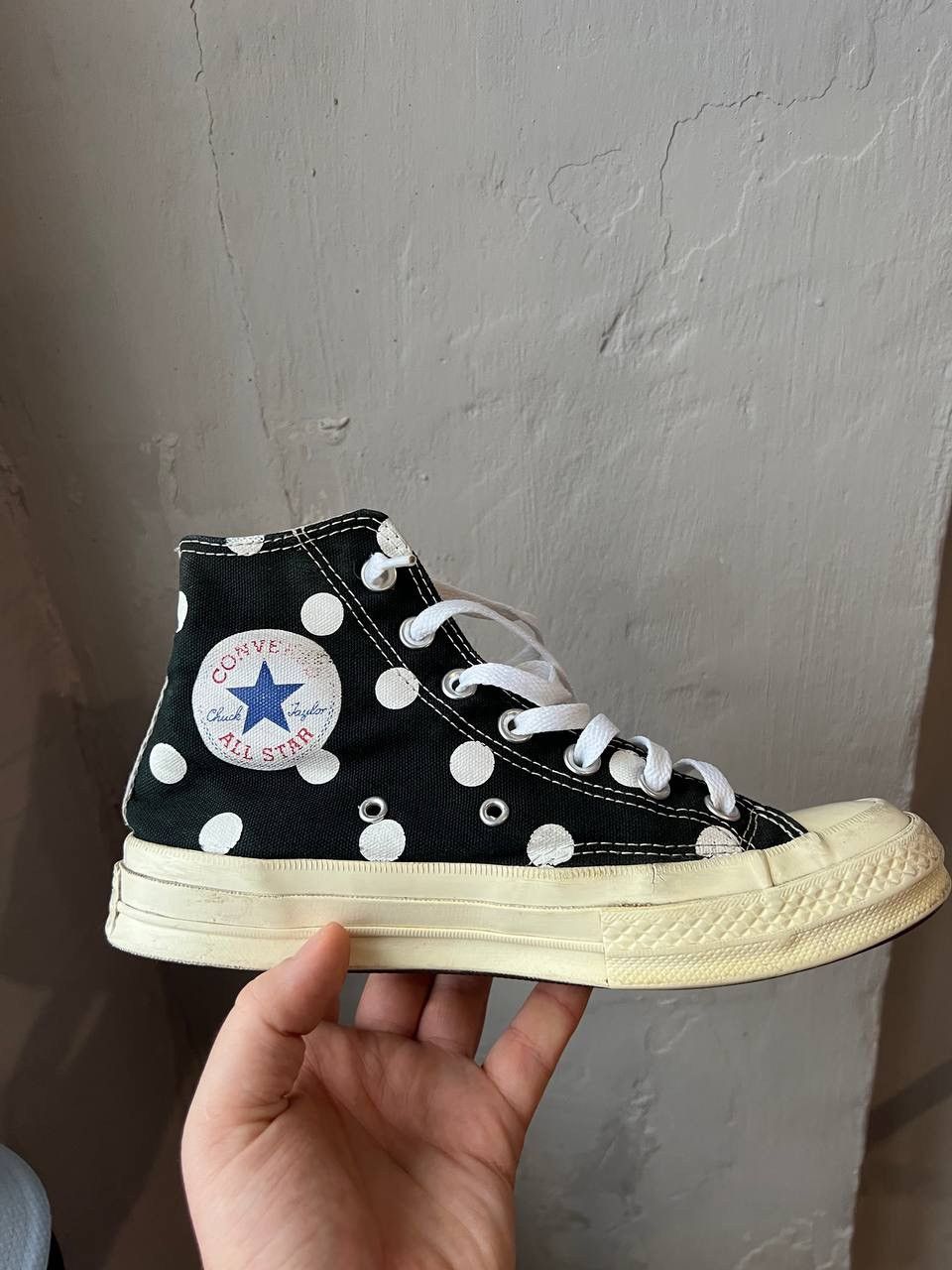 Comme des Garcons PLAY PLAY COMME DES GARCONS X CONVERSE ICONIC RED HEART SNEAKERS Size US 7.5 / IT 37.5 - 13 Thumbnail