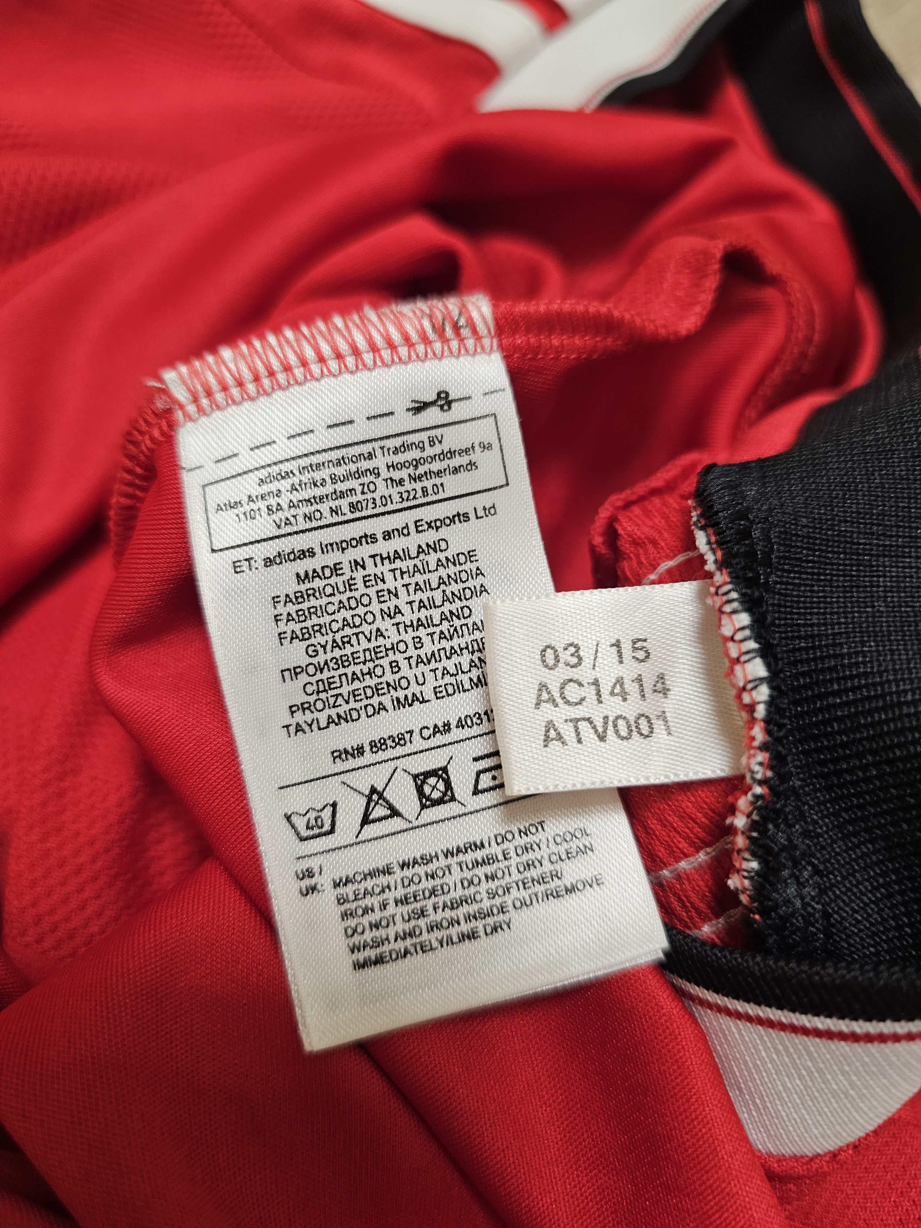 Adidas × All Sport MANCHESTER UNITED 2015 2016 HOME FOOTBALL SOCCER JERSEY Size US XL / EU 56 / 4 - 6 Thumbnail