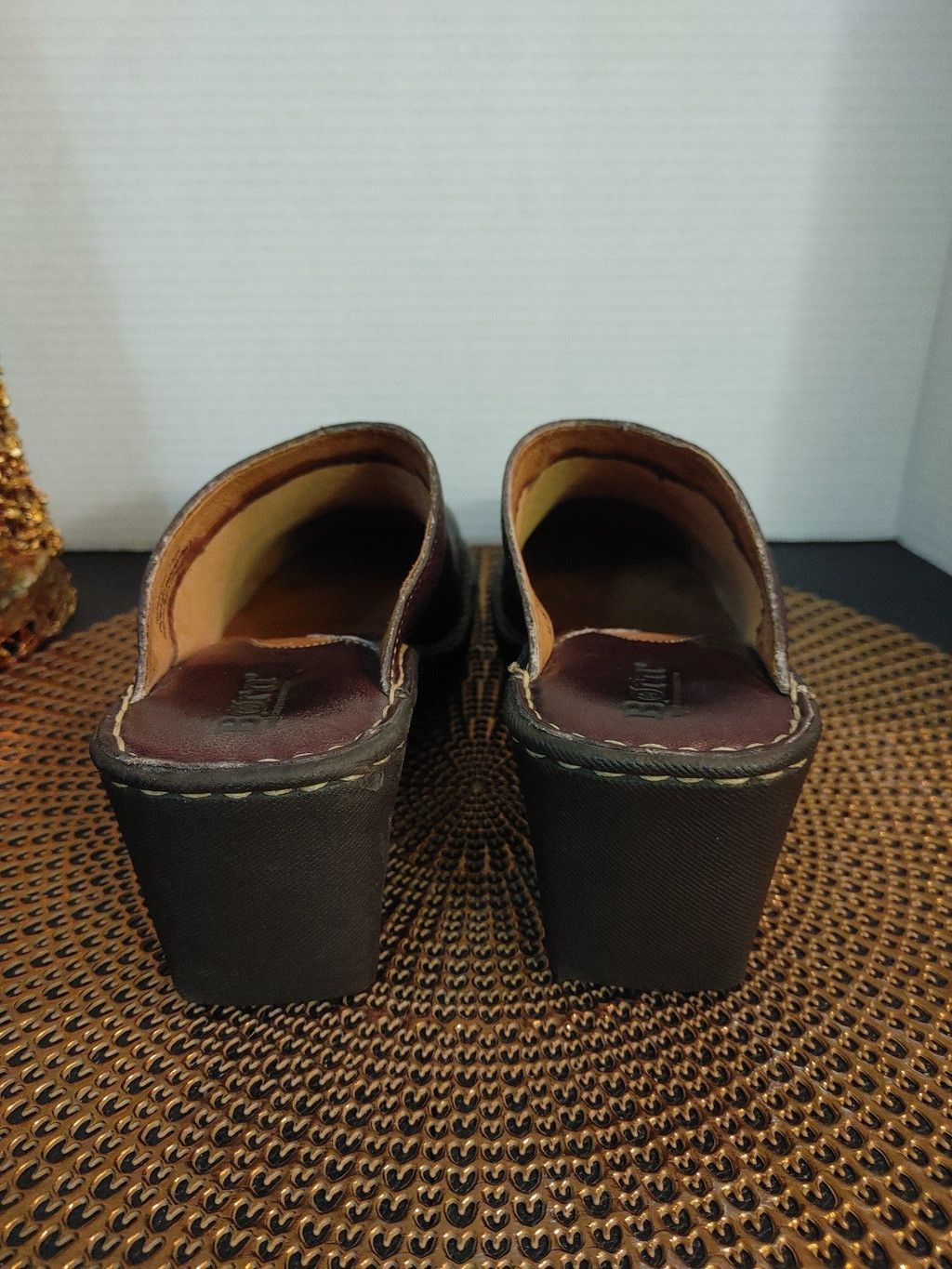 Born Born Leather Mules size 10 Size US 10 / IT 40 - 4 Thumbnail