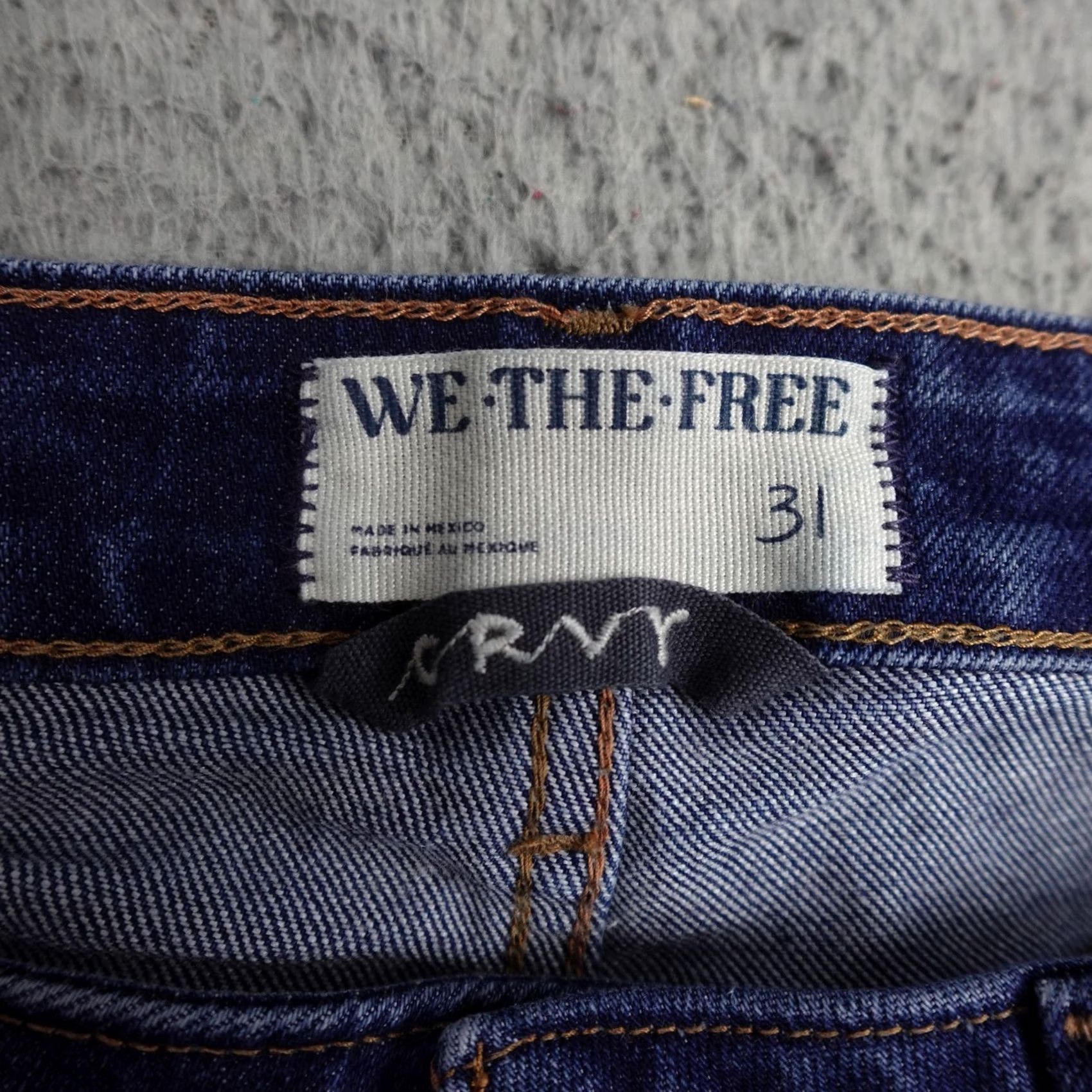 Vintage We The Free Jeans Womens 31 Blue High Rise Flare Leg Stretch Denim Curvy Dark Jeans Size 24" / US 00 / IT 34 - 2 Thumbnail