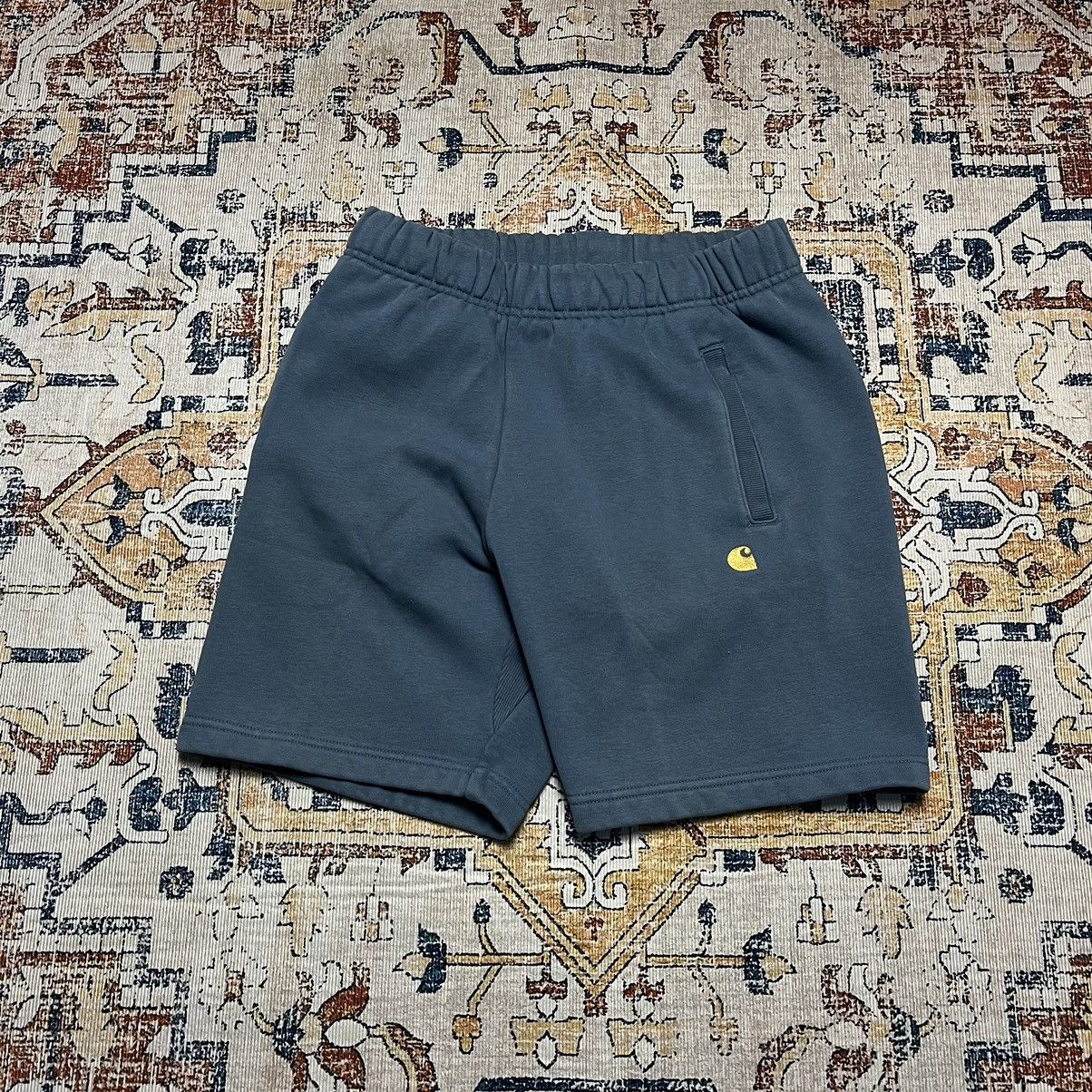 Carharrt WIP Chase Sweat Short Small Logo